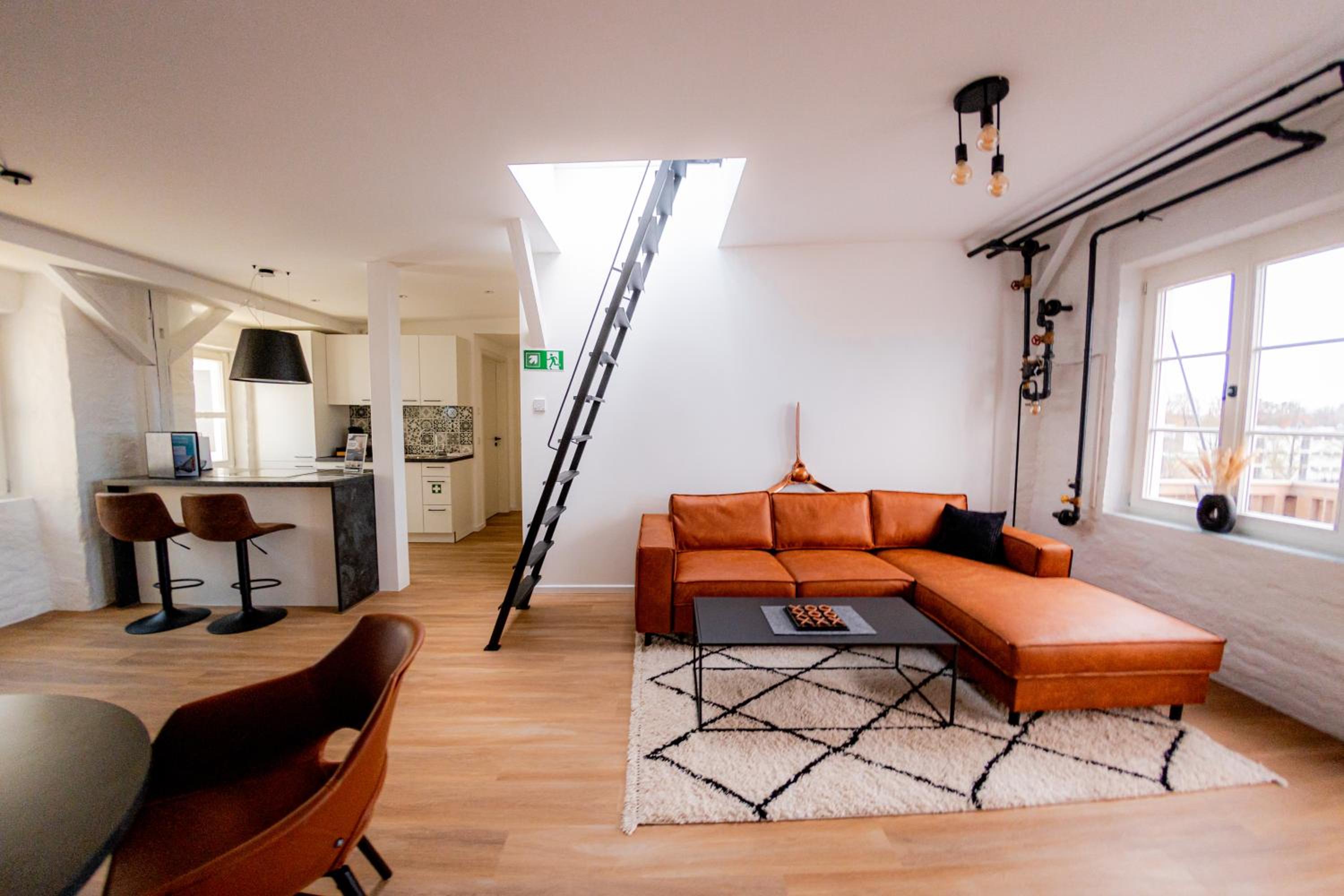Highlight am Stadtplatz Mühldorf - C4S COME4STAY - 2 Zimmer Wohnung I bis zu 5 Gäste