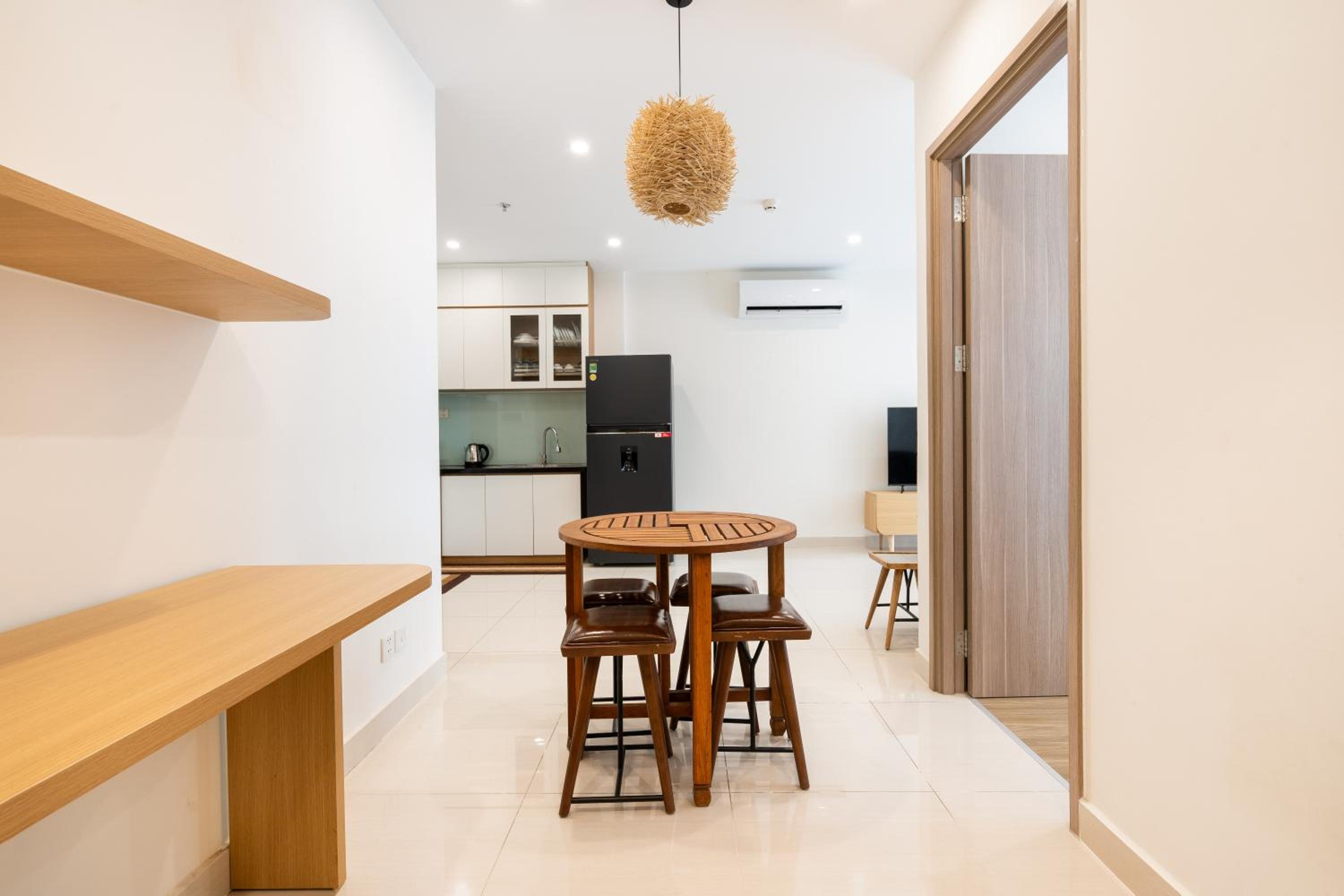 Emma House 8 - Can ho 1PN Vinhomes Grand Park Quan 9 view 5