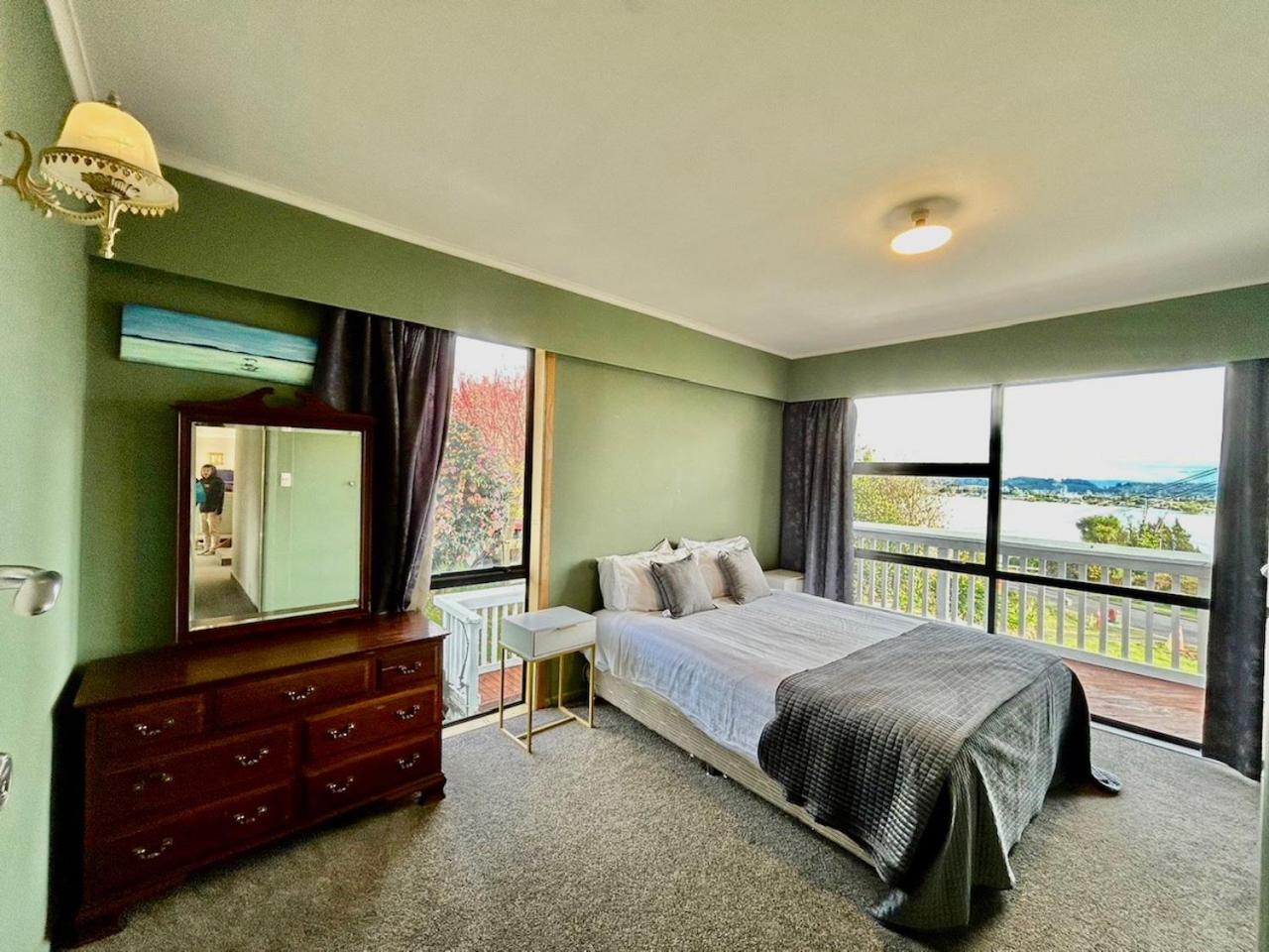 Premium lake view home