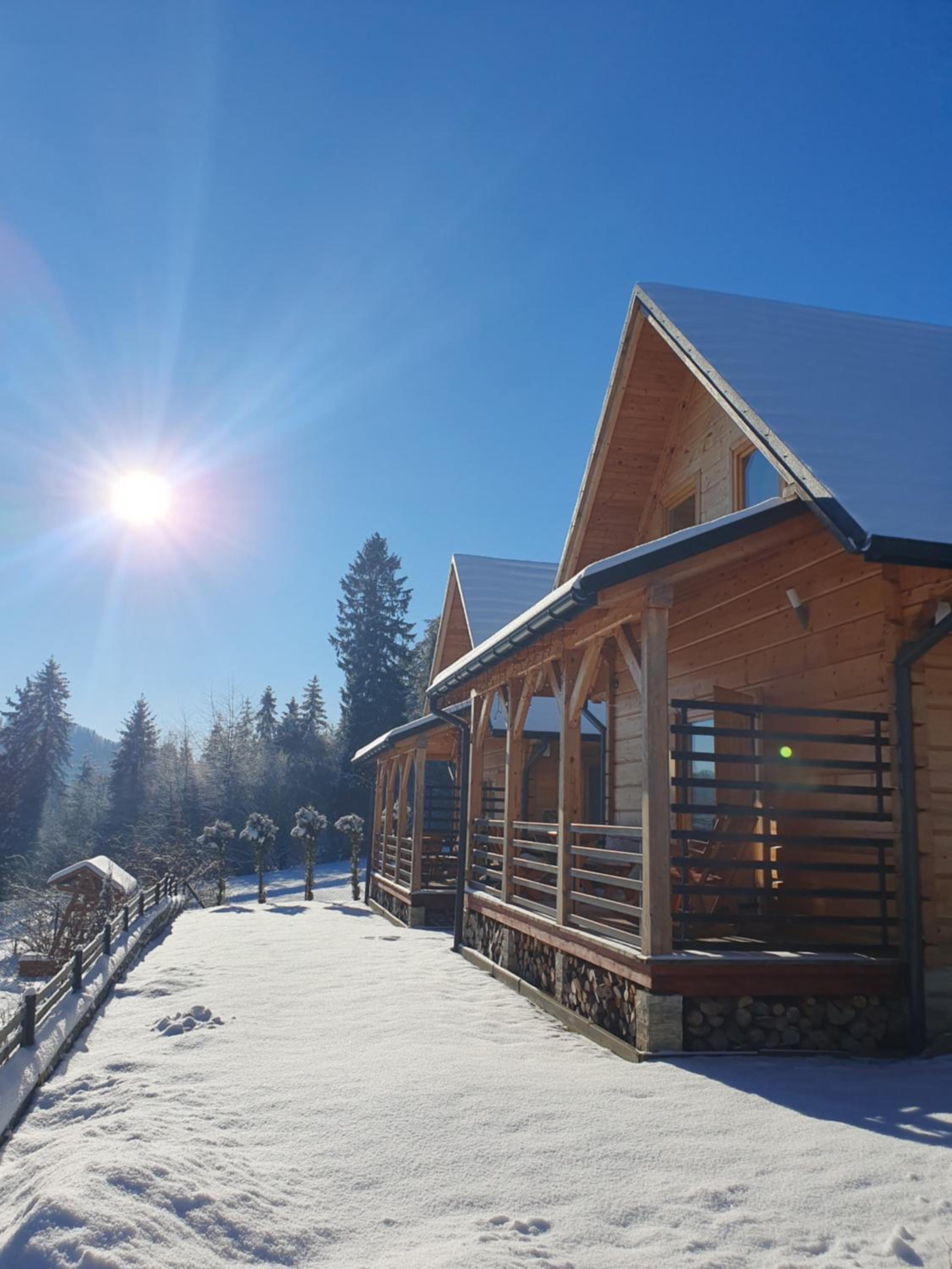 Hotel Borowikowe Zacisze drewniane domy z dostępem do balii i sauny - Image 1
