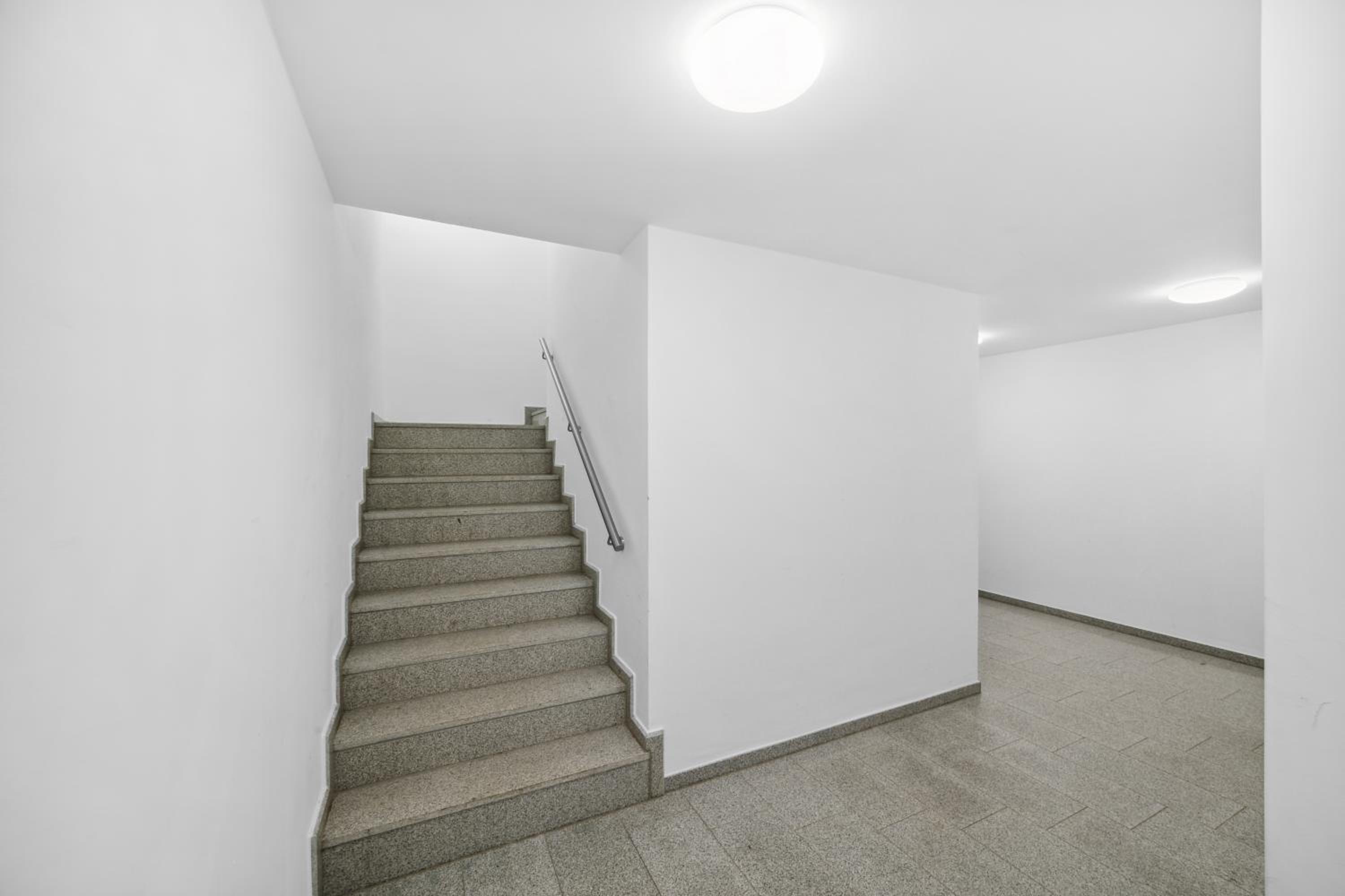 Sali Homes - AM2 Spacious Apartment with Terrace in City Center