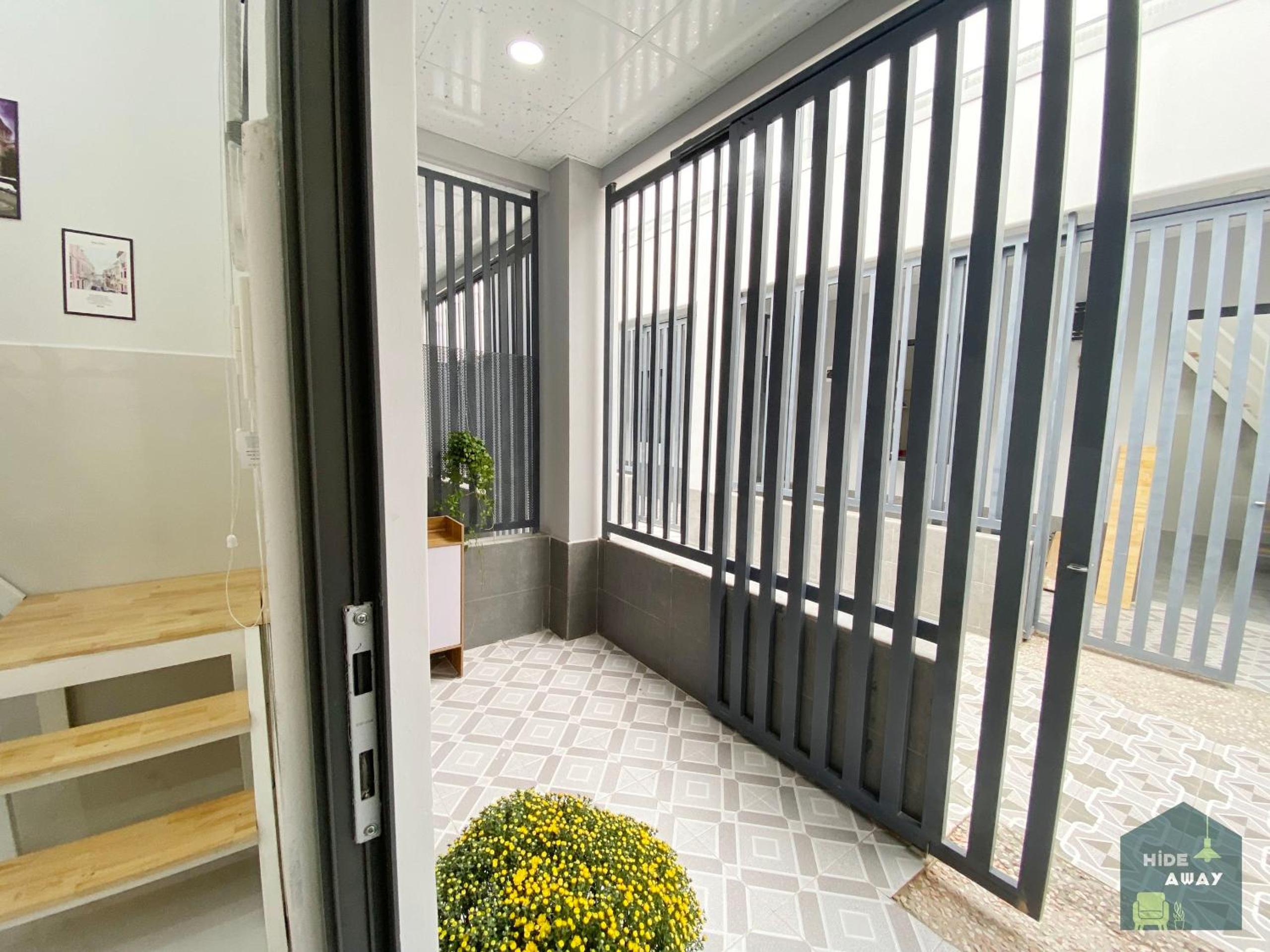 Hide Away Apartment