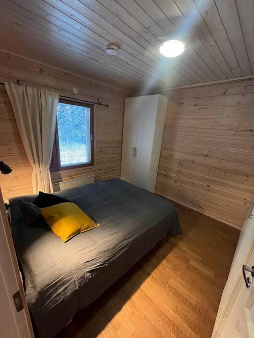 Mökki luonnon rauhassa