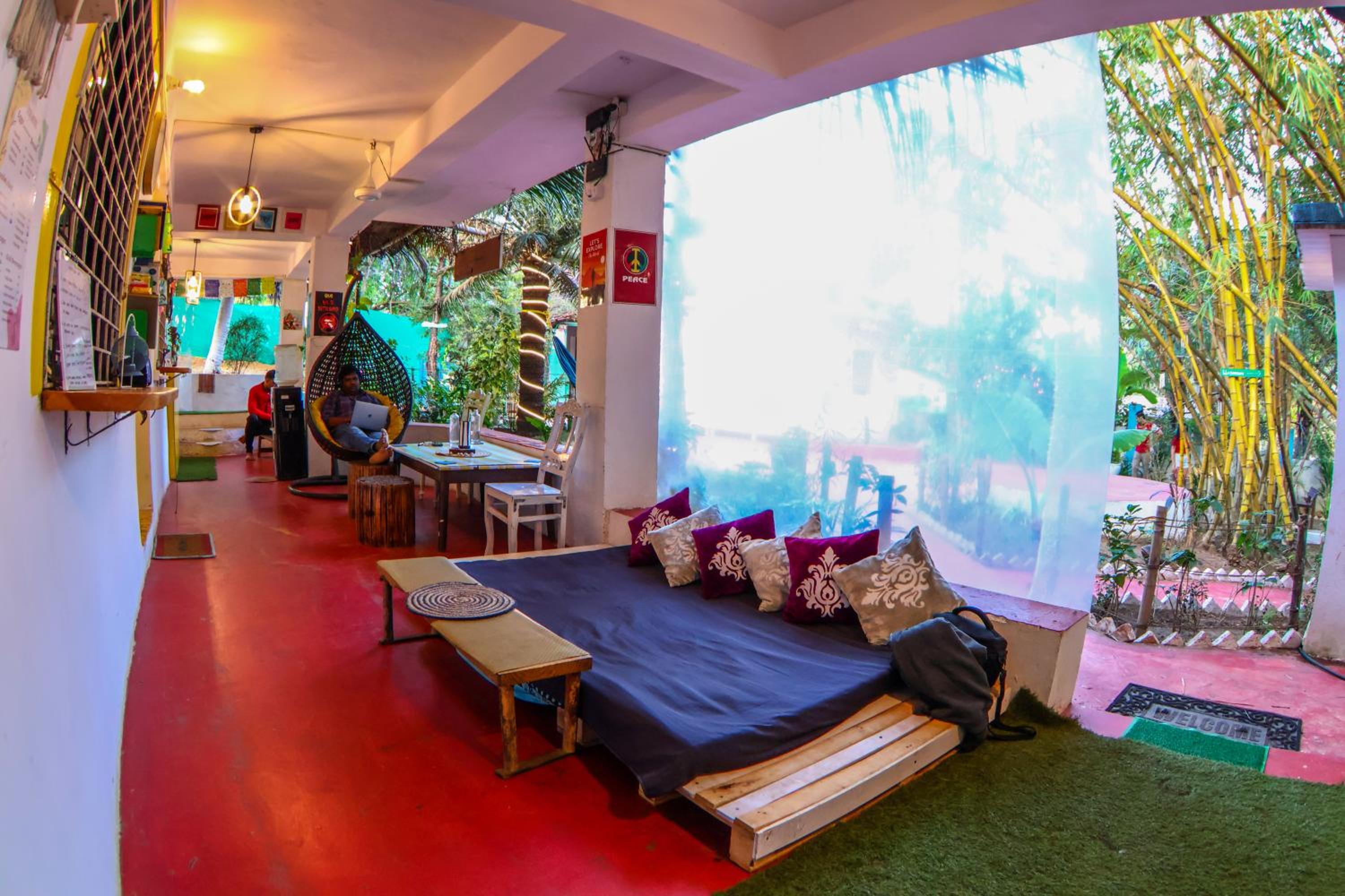 lounge