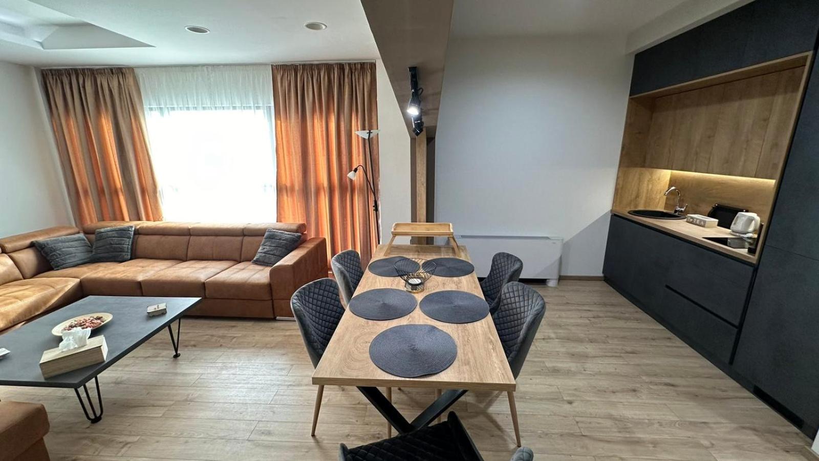 South Apartmani