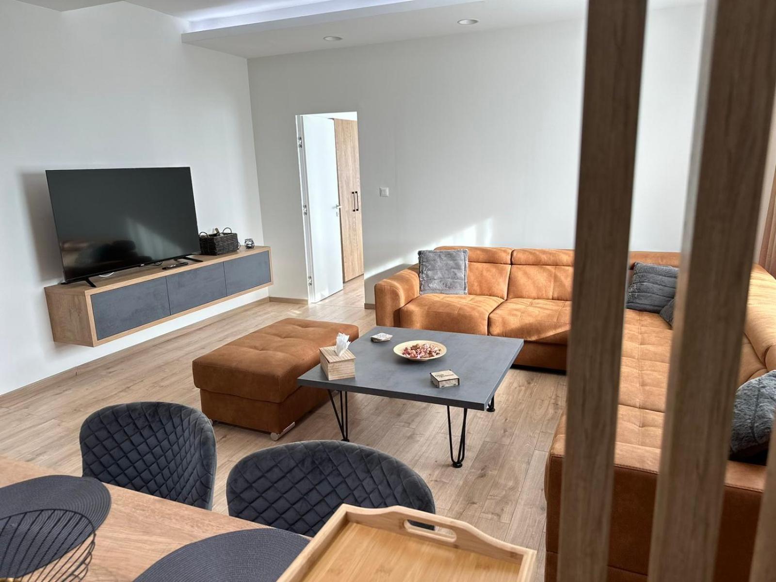South Apartmani