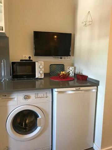 Lovely Monsanto View Studio Apartment in Campolide - Z D view 4