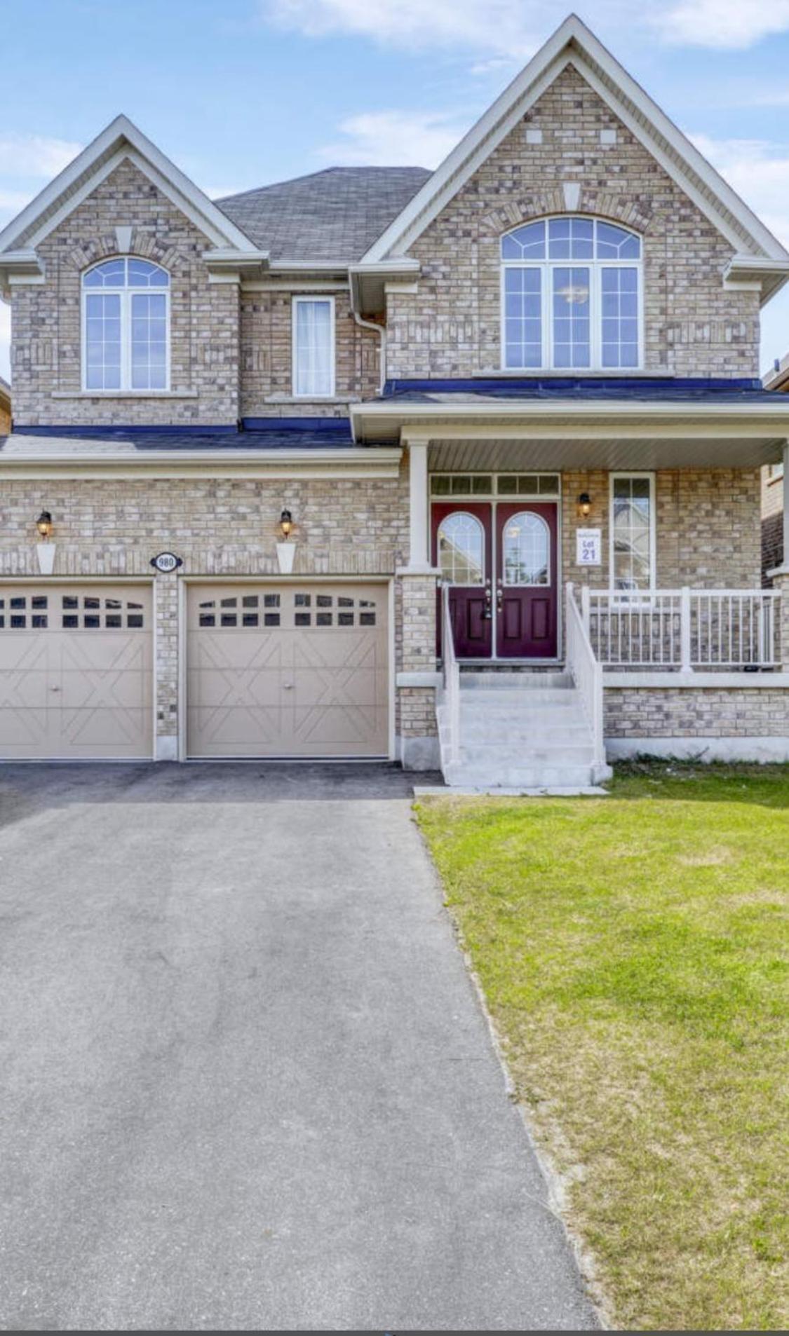 2 bedrooms basement with bath,kitchen,laundry &dinning