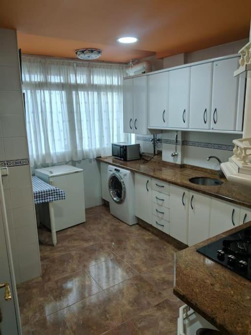 Bonito, cómodo y acogedor piso en Málaga/Nice, comfortable and cozy apartment in Málaga