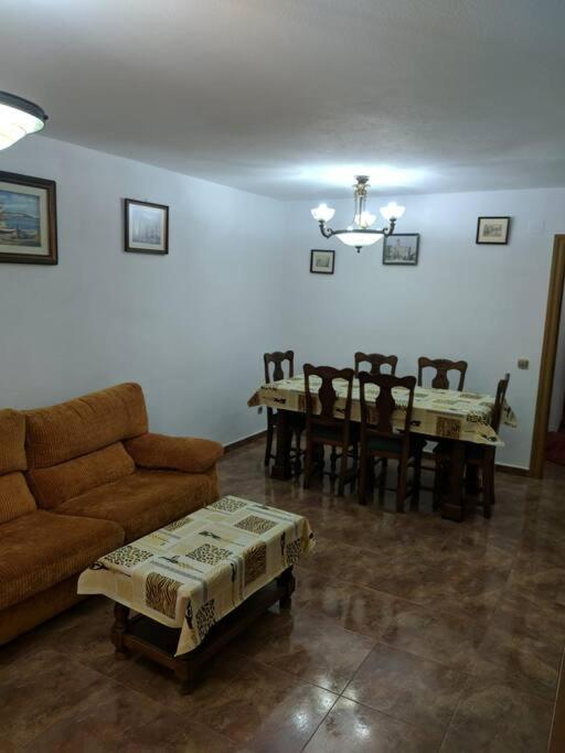 Bonito, cómodo y acogedor piso en Málaga/Nice, comfortable and cozy apartment in Málaga