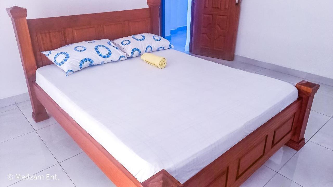 One Bedrooms with 2 Bed Kisimani Heights Apt view 4