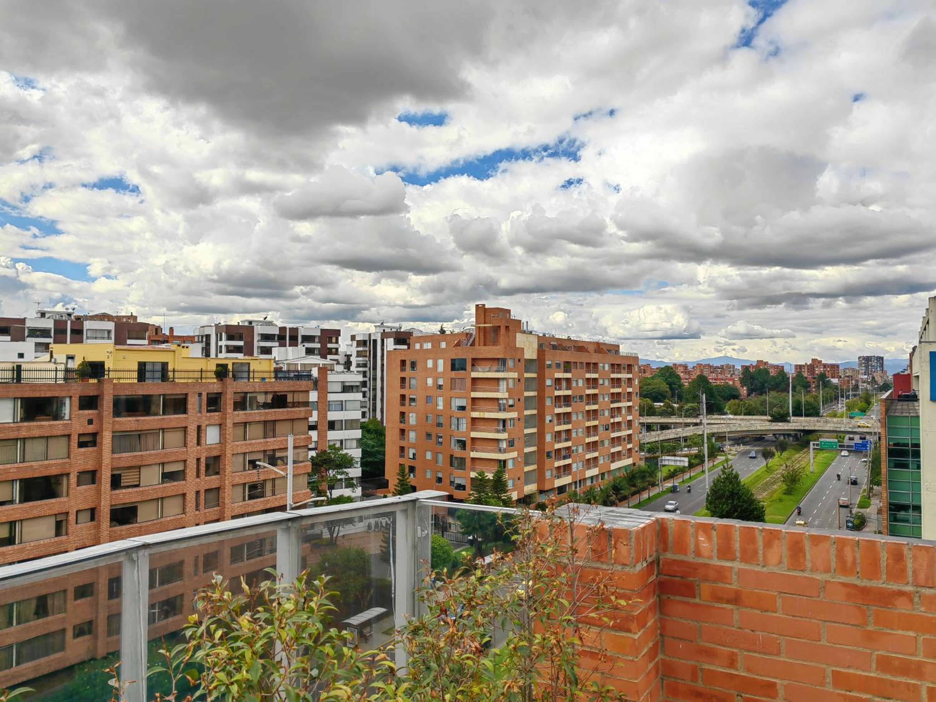 Aparta estudio tipo loft Usaquen / Cozy loft in Bogota