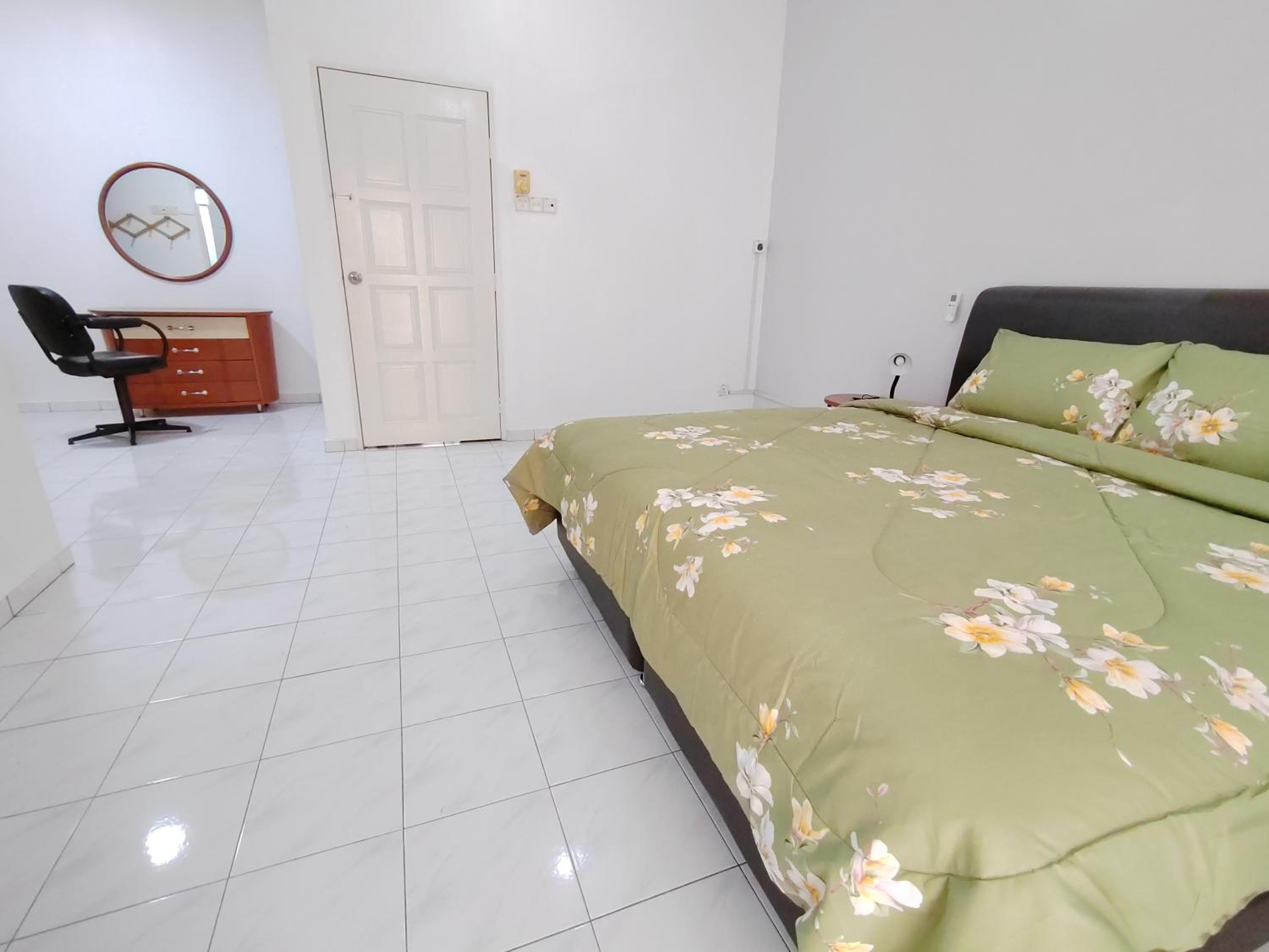 Ipoh Station 18 Homestay 15pax photo 2