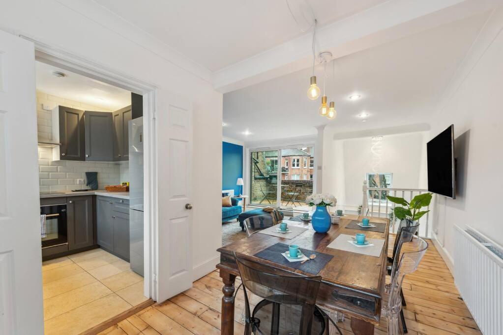 Chelsea Superior Apartment - 10 Minutes from Stadium