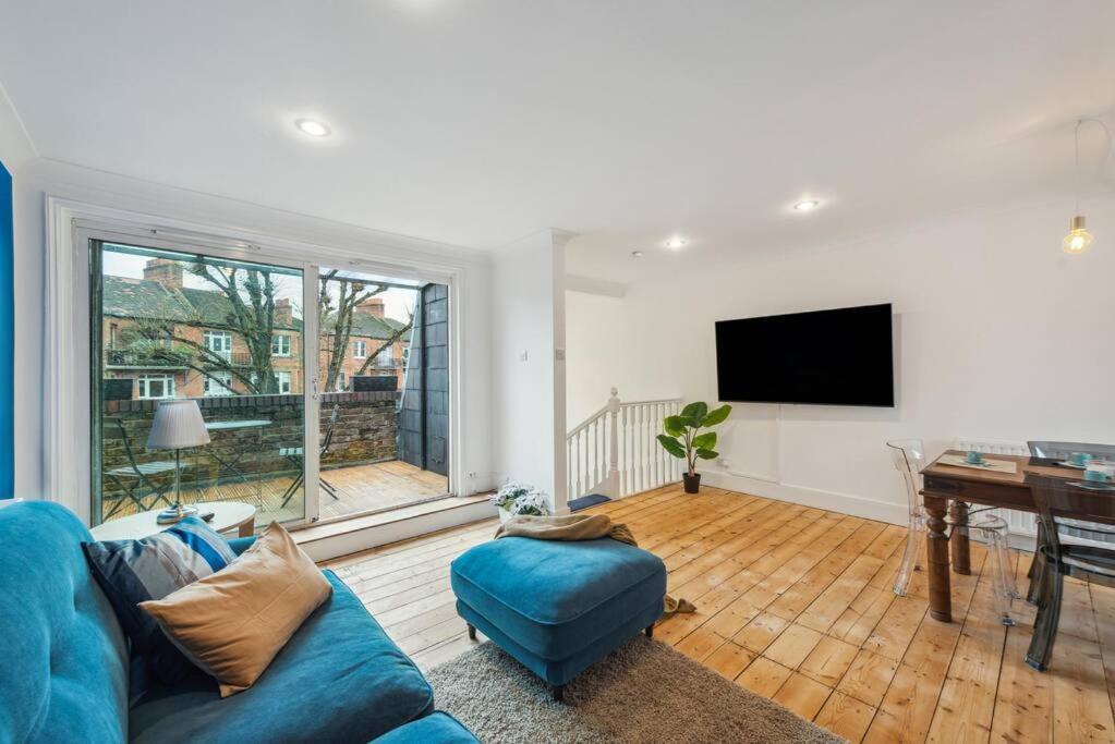 Chelsea Superior Apartment - 10 Minutes from Stadium