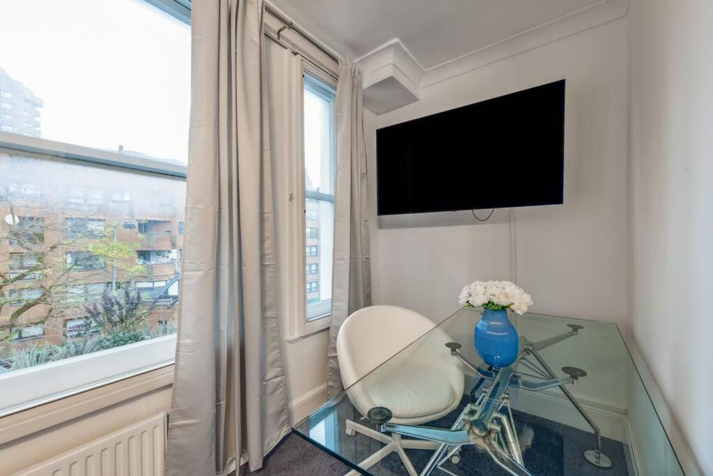 Chelsea Superior Apartment - 10 Minutes from Stadium