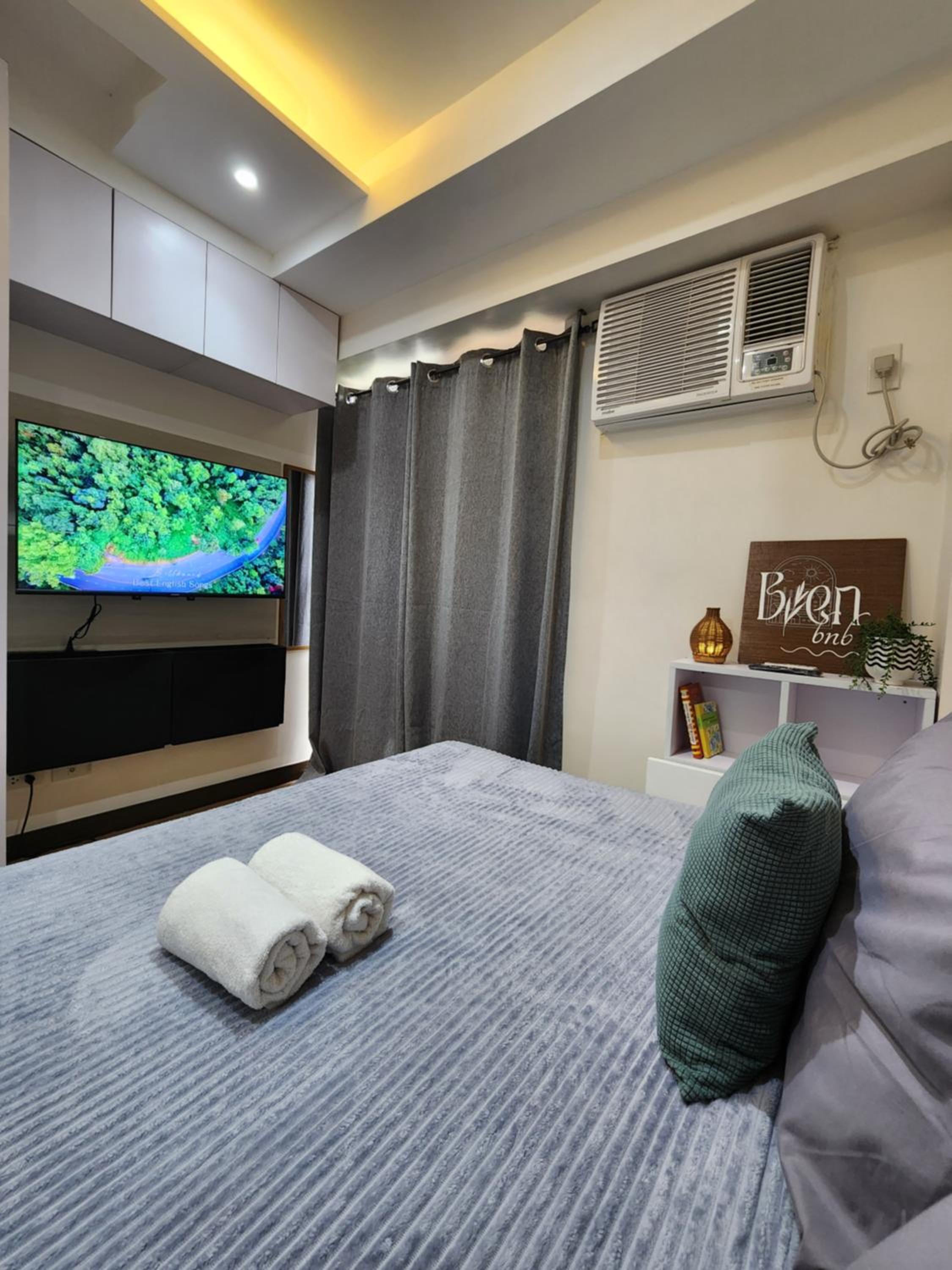 1bedroom apt at The Celandine near Ayala Mall Cloverleaf - view 3