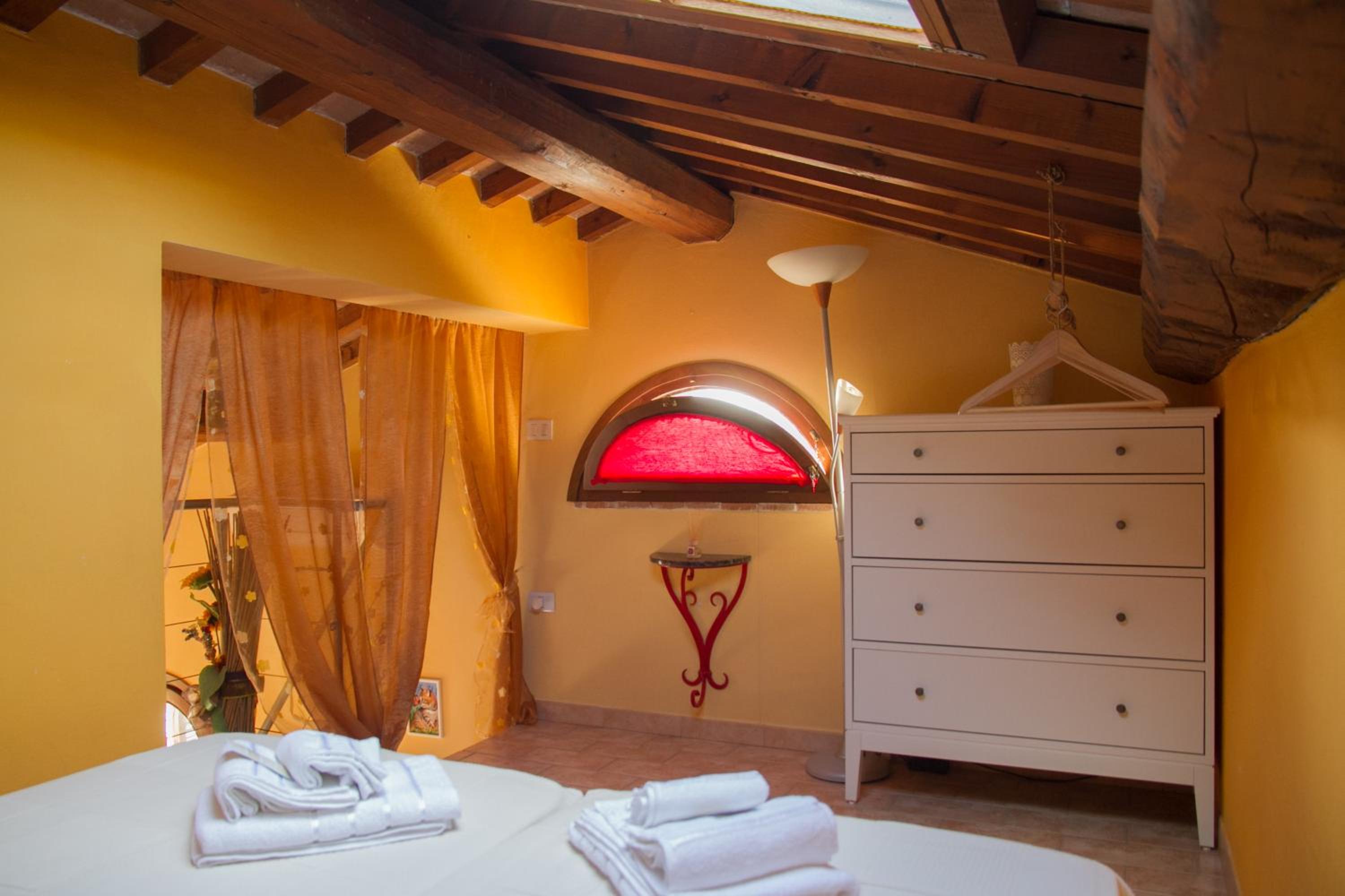 Suite San Martino - Cecina Riparbella casa vacanze