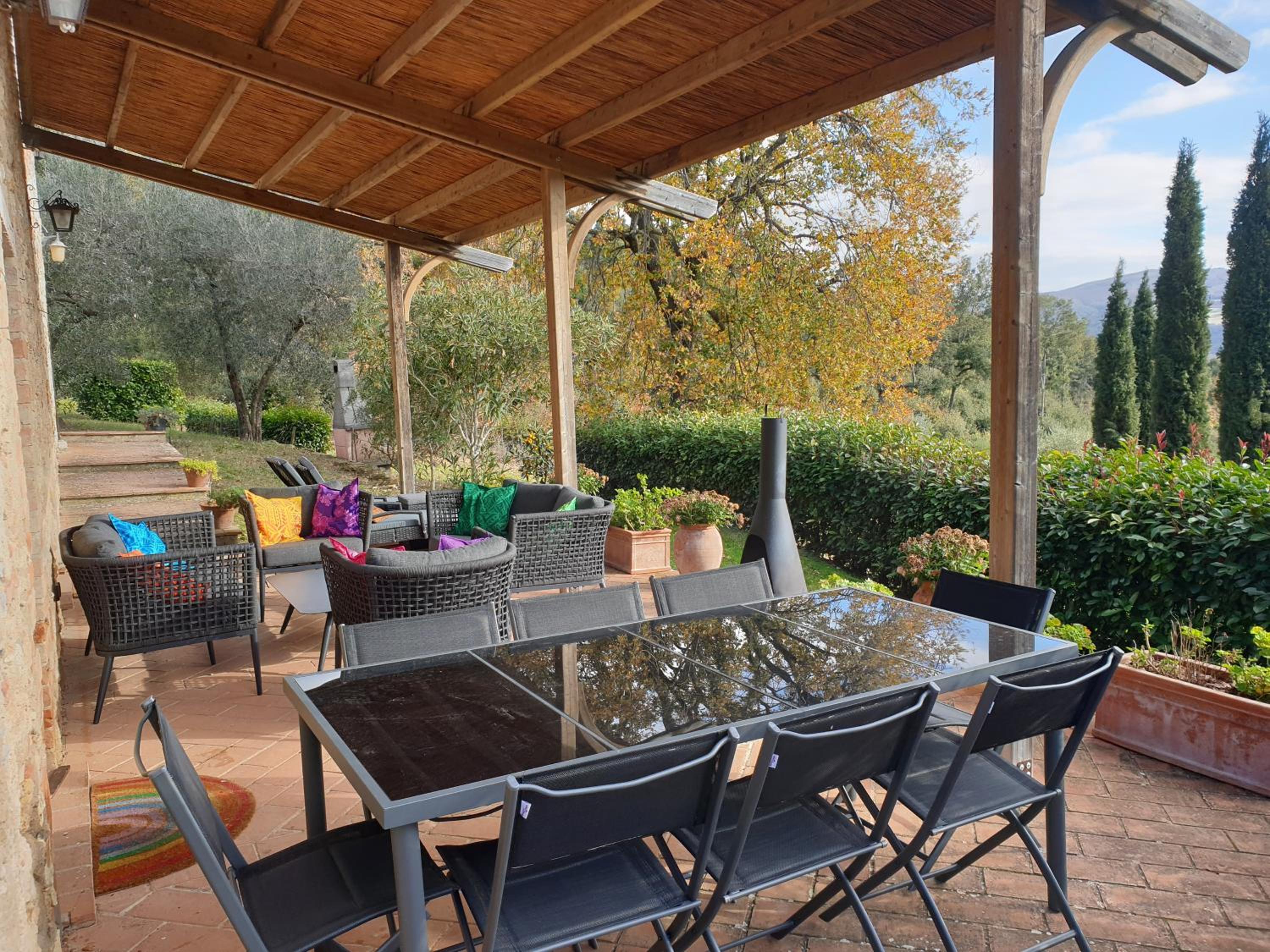 Rustic Tuscan Farmhouse immersed in Nature and Tranquility view 3