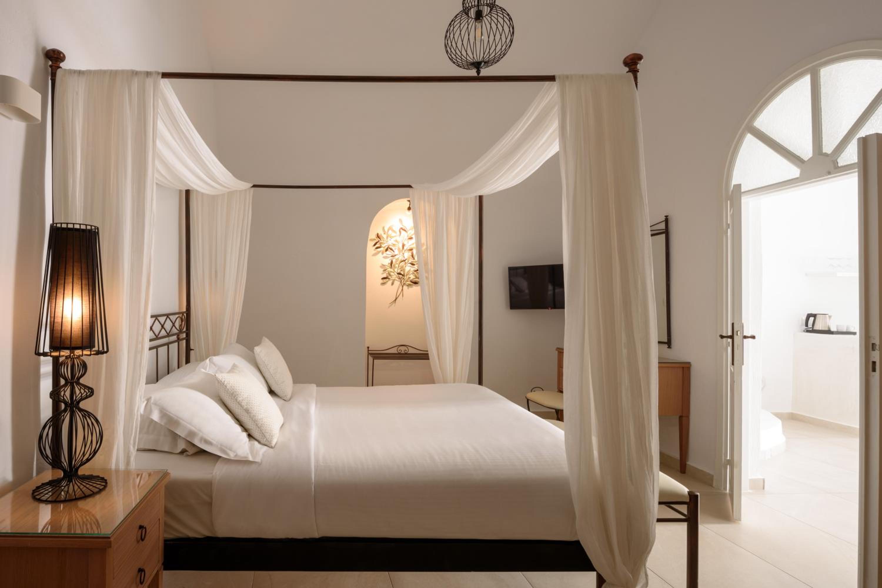 Kamares Apartments photo 4