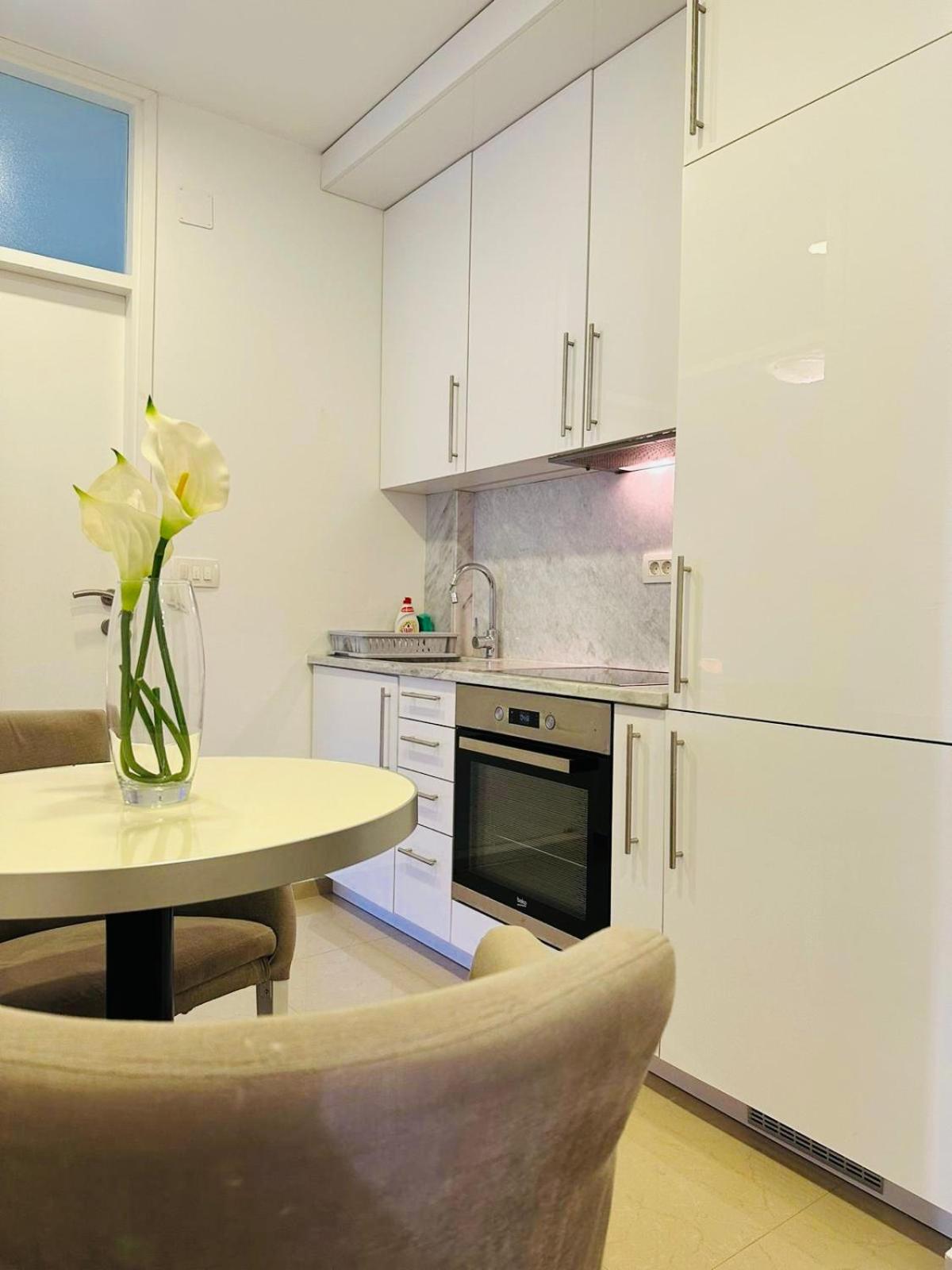 Nora Apartment
