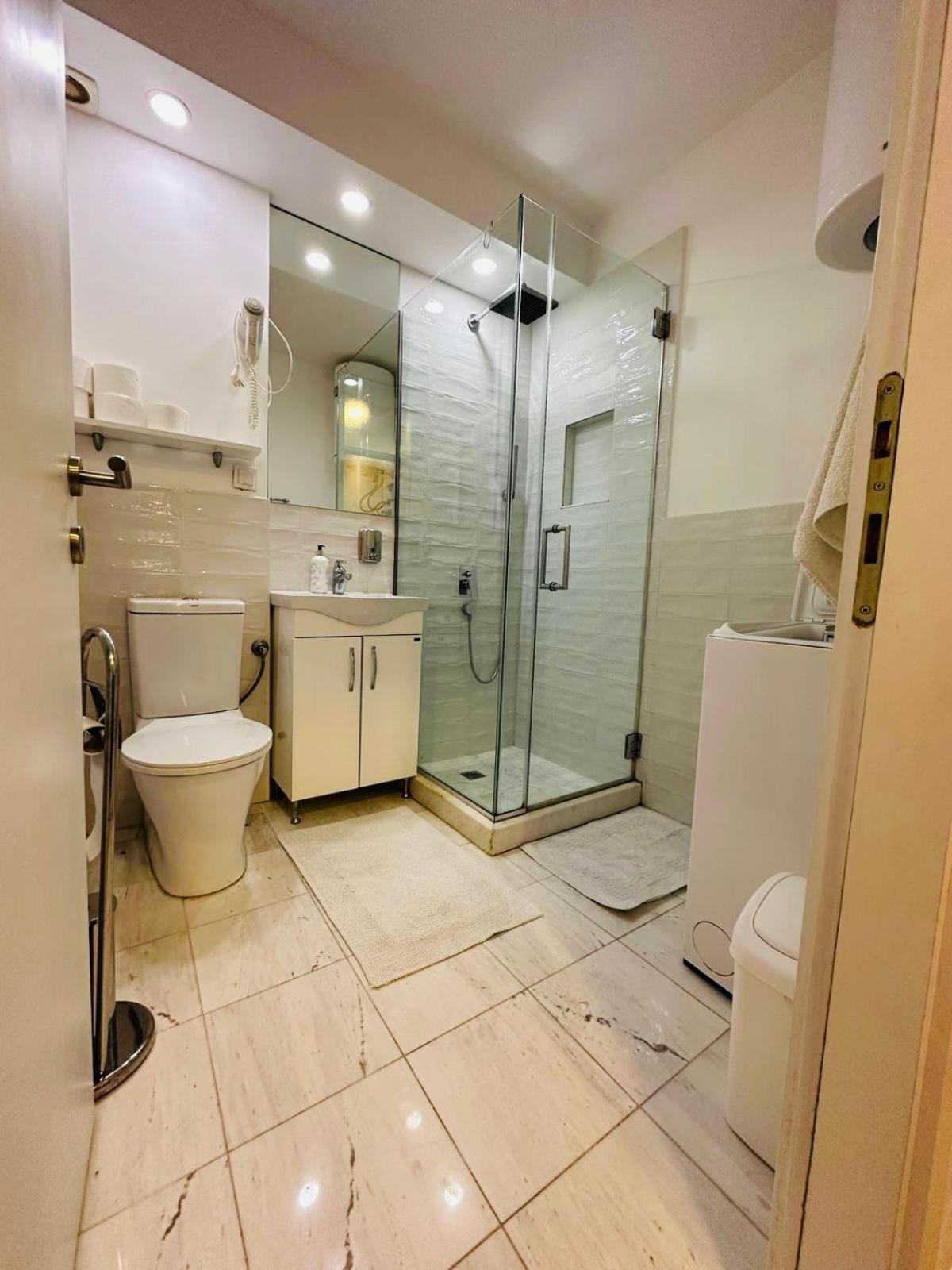 Nora Apartment