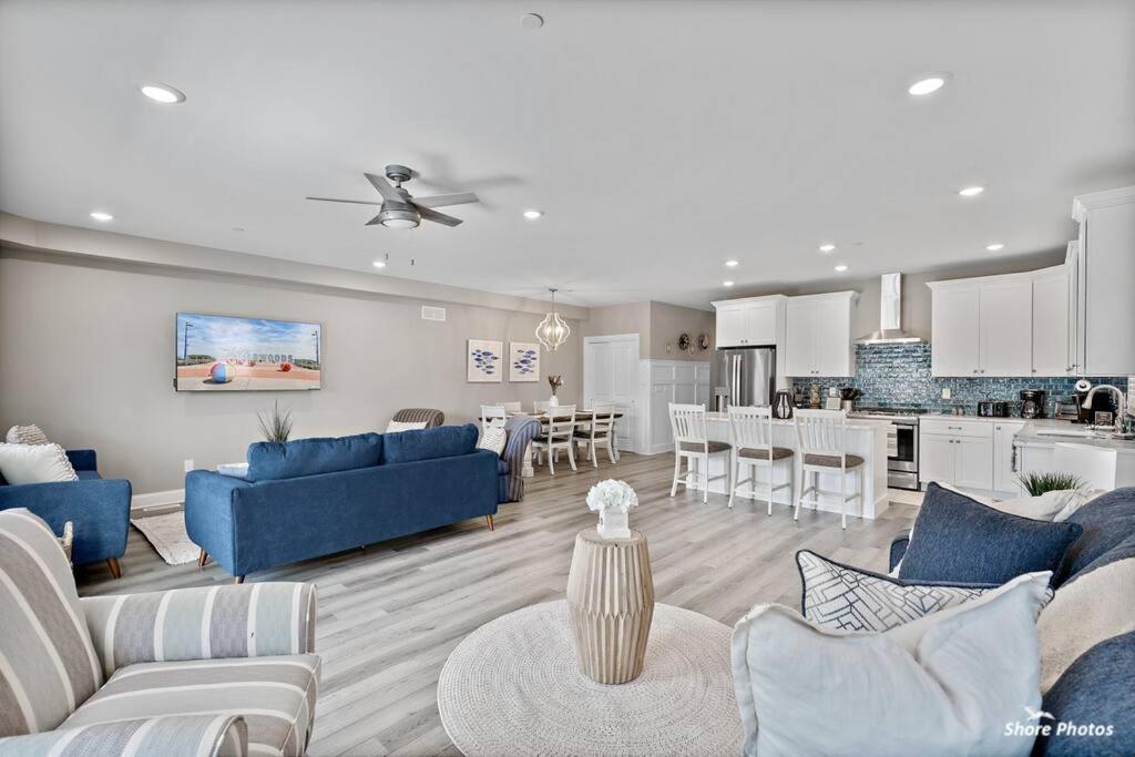 Pine Avenue Getaway