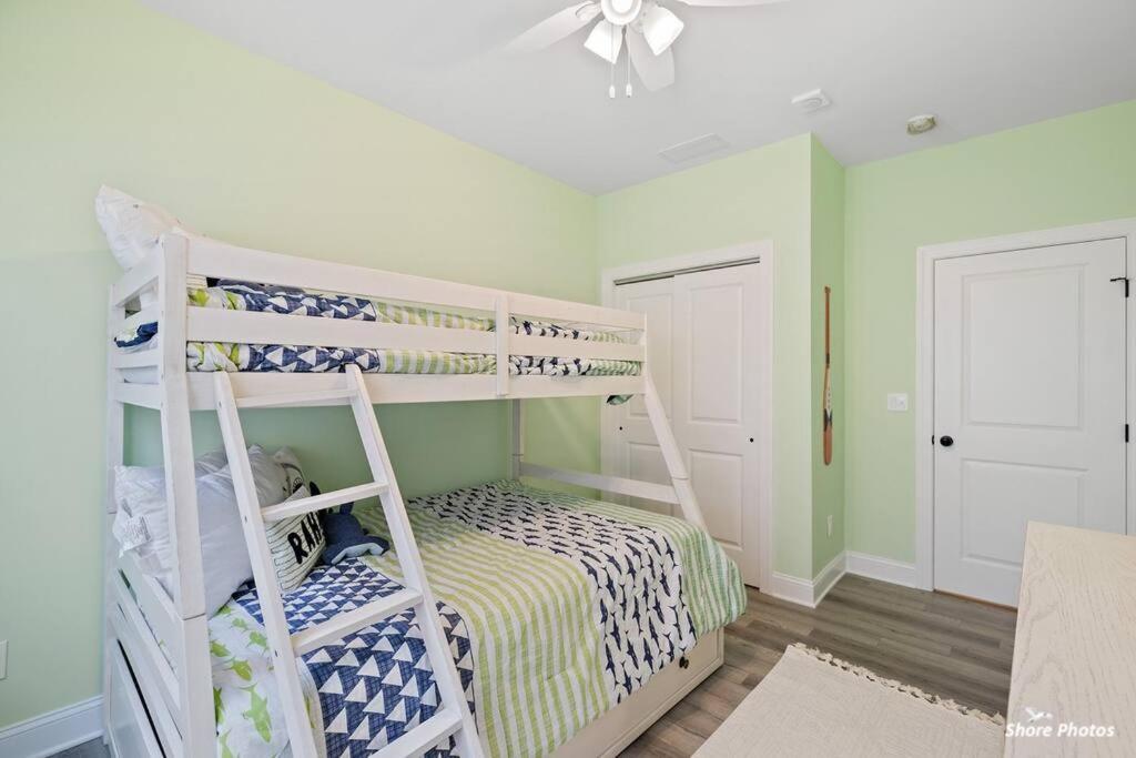 Pine Avenue Getaway