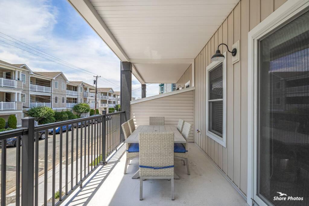 Pine Avenue Getaway