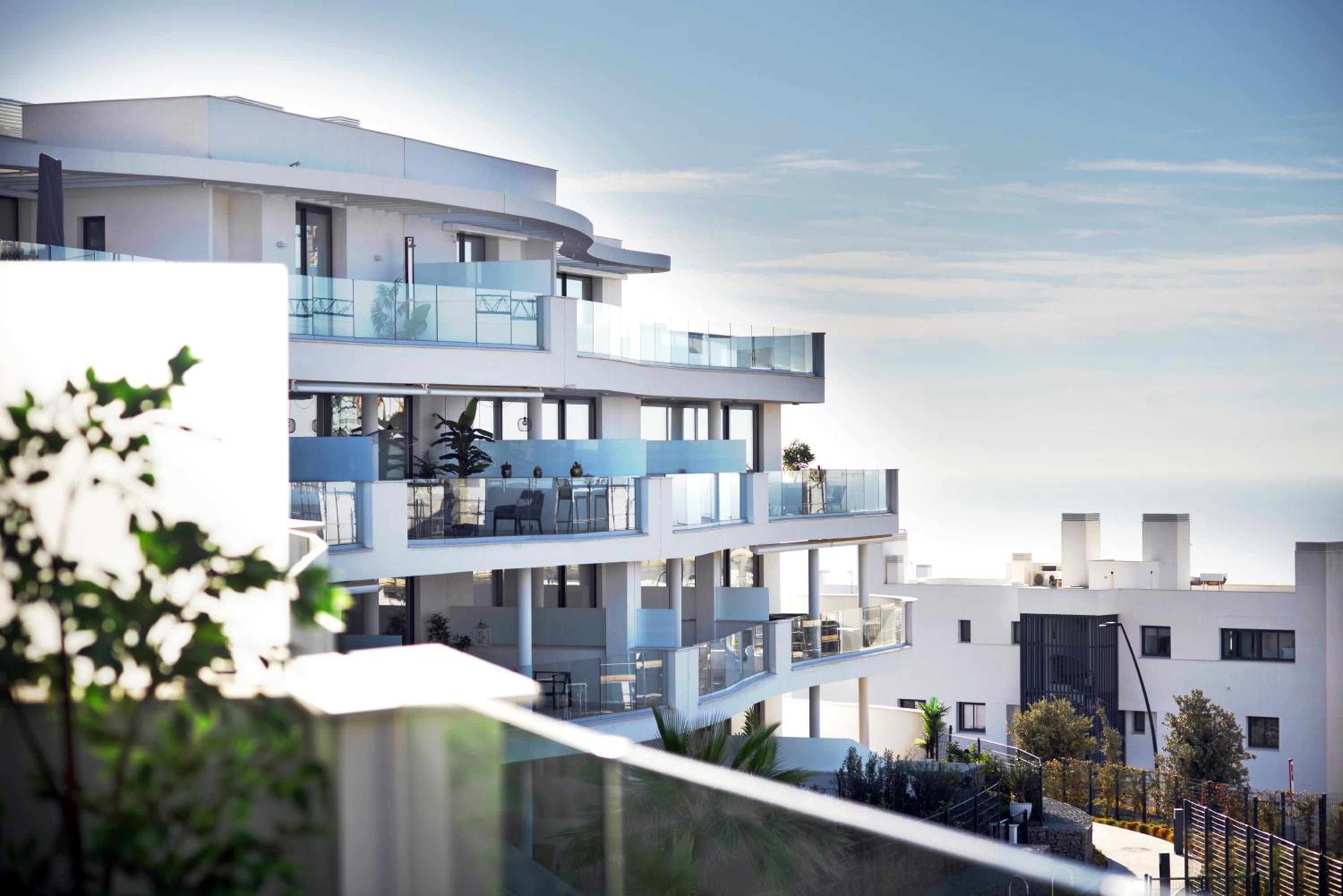 Mara's Apartments Higuerón West - Mediterranean Style - Beach & Golf - Large Sunny Terrace
