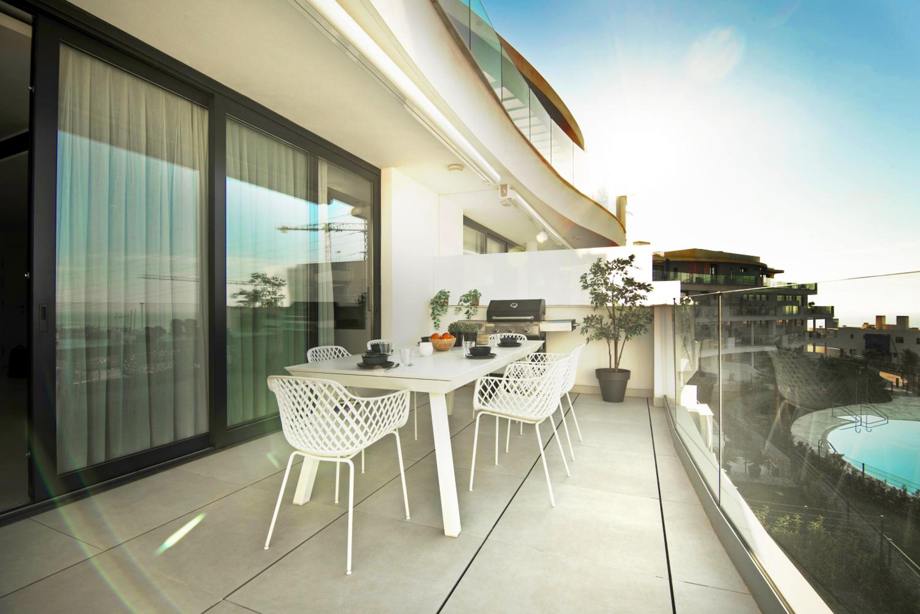 Mara's Apartments Higuerón West - Mediterranean Style - Beach & Golf - Large Sunny Terrace