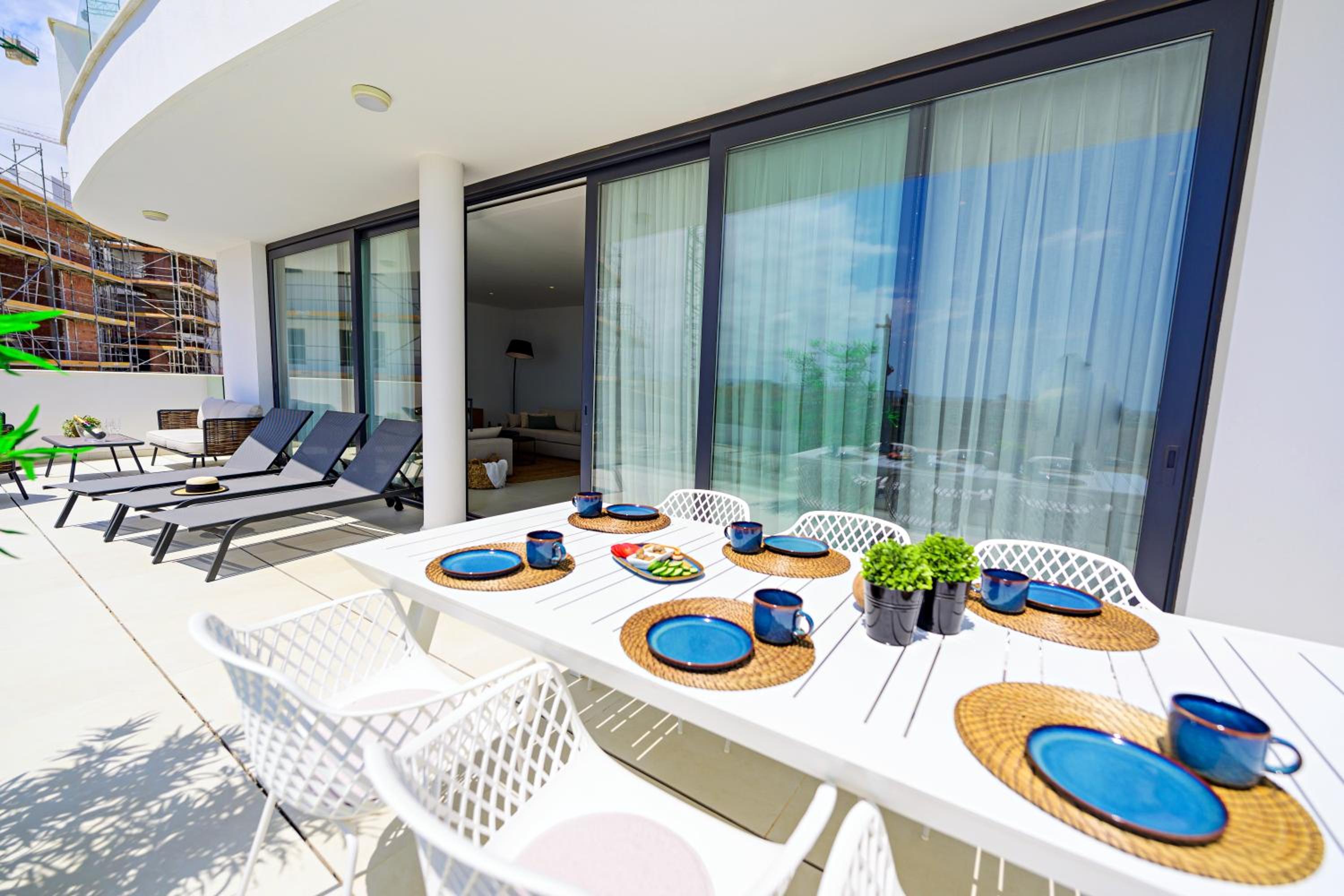 Mara's Apartments Higuerón West - Mediterranean Style - Beach & Golf - Large Sunny Terrace