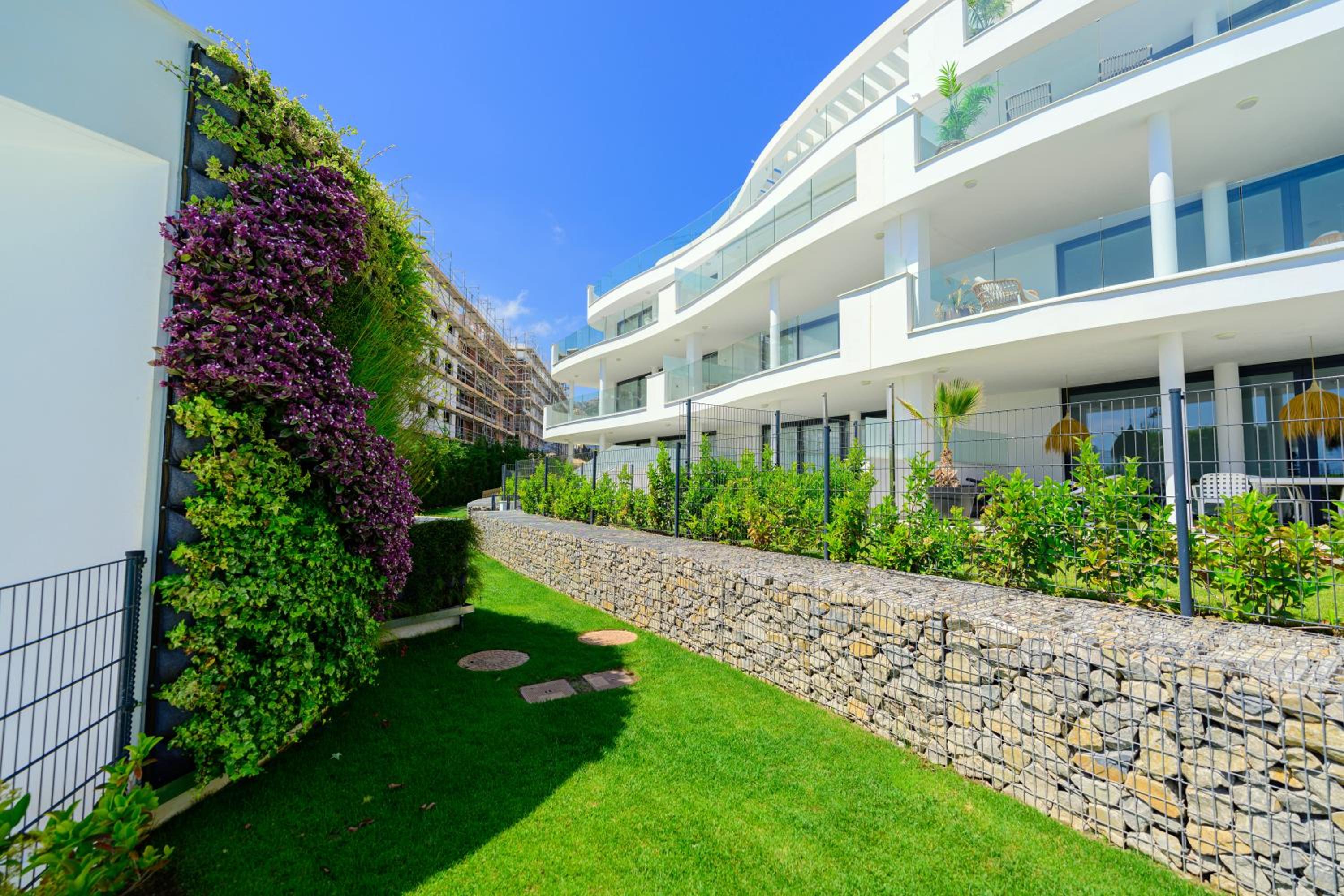 Mara's Apartments Higuerón West - Mediterranean Style - Beach & Golf - Large Sunny Terrace