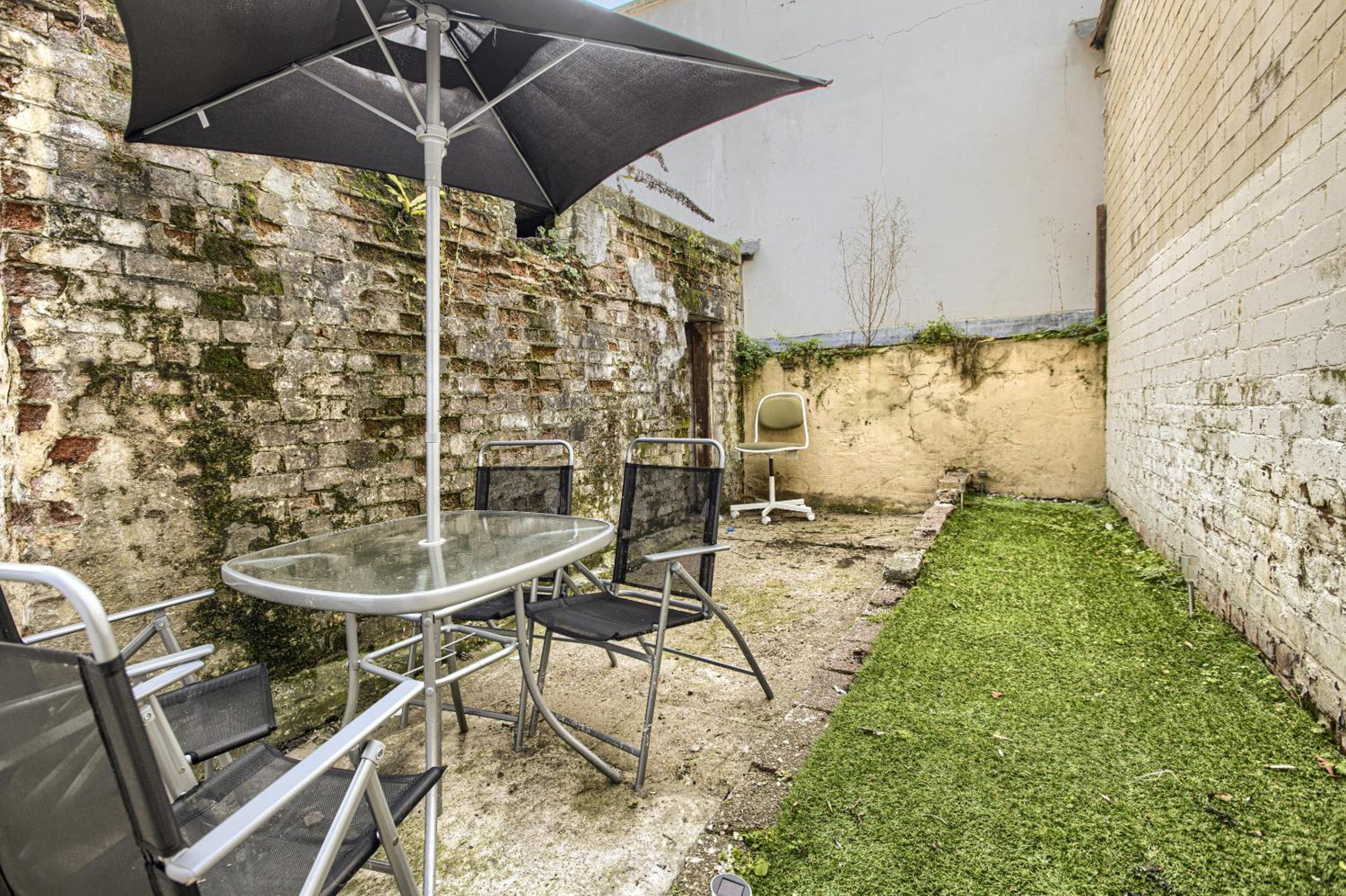 The Finsbury Deluxe Apartments