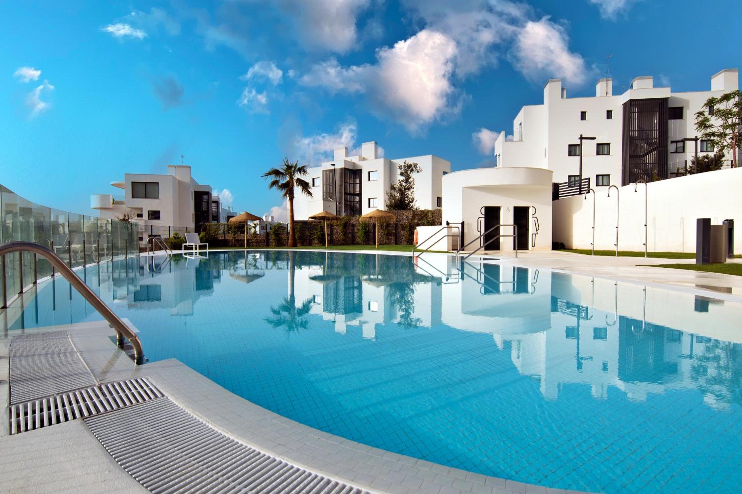 Mara's Apartments Higuerón West - Mediterranean Style - Beach & Golf - Large Sunny Terrace