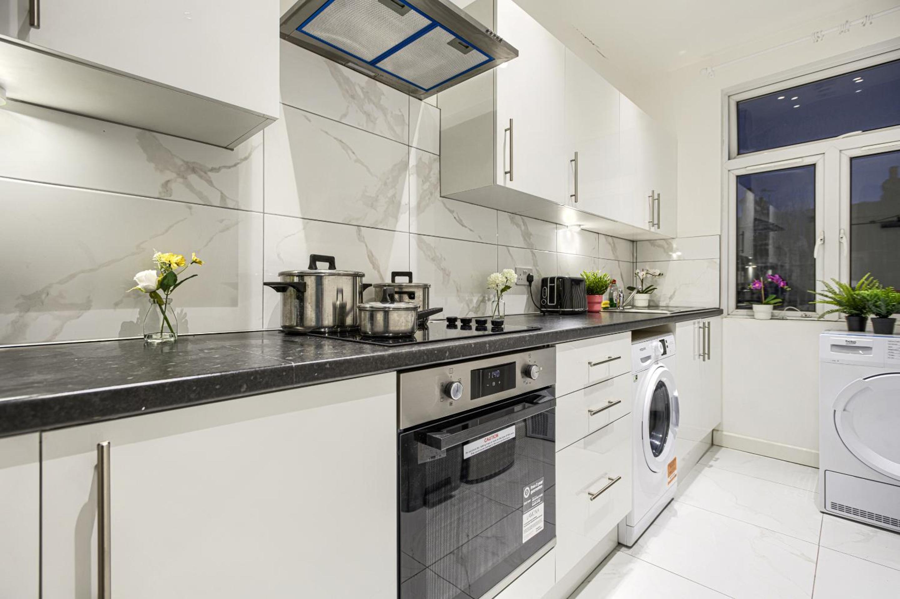 The Finsbury Deluxe Apartments