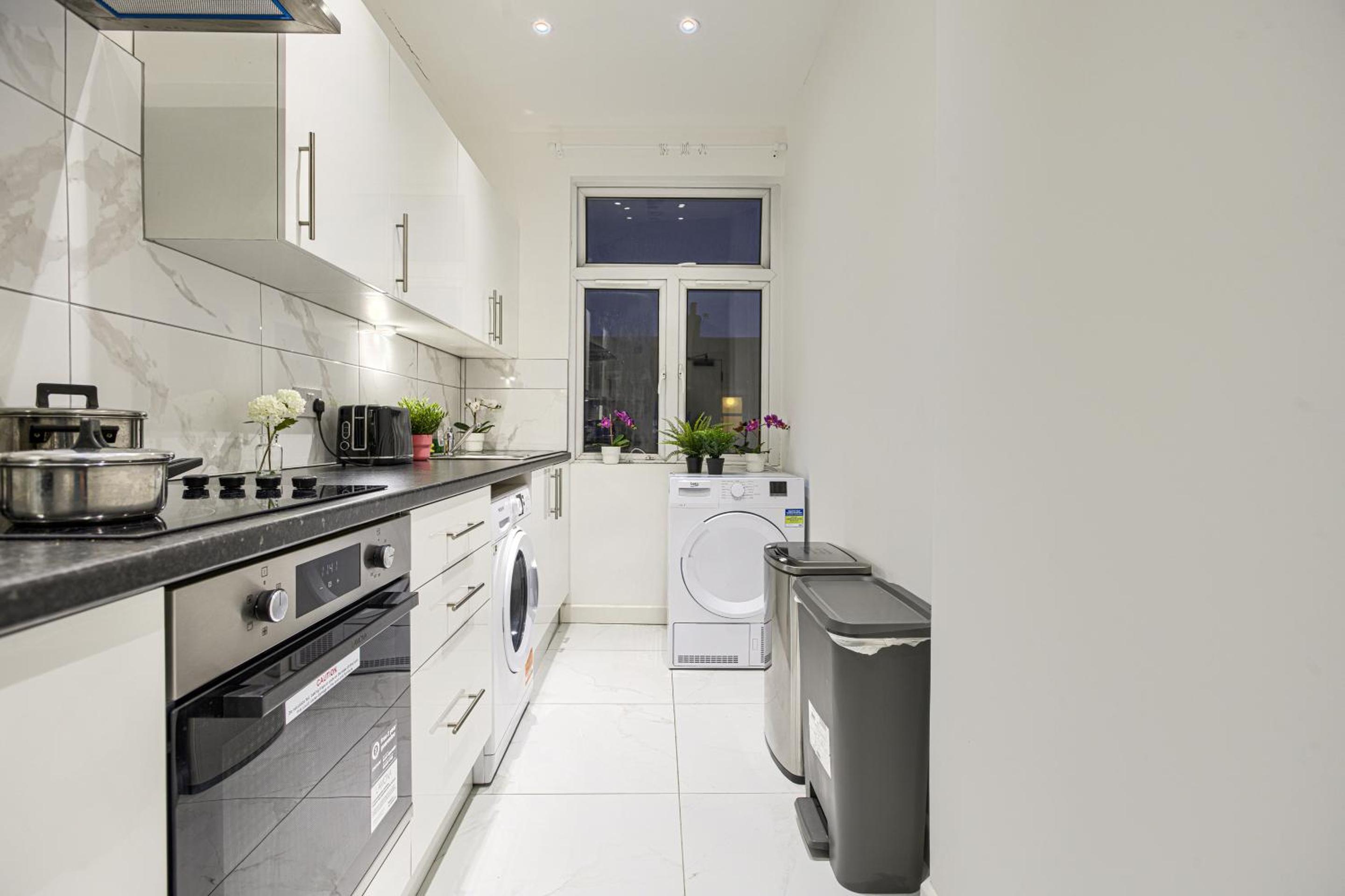 The Finsbury Deluxe Apartments