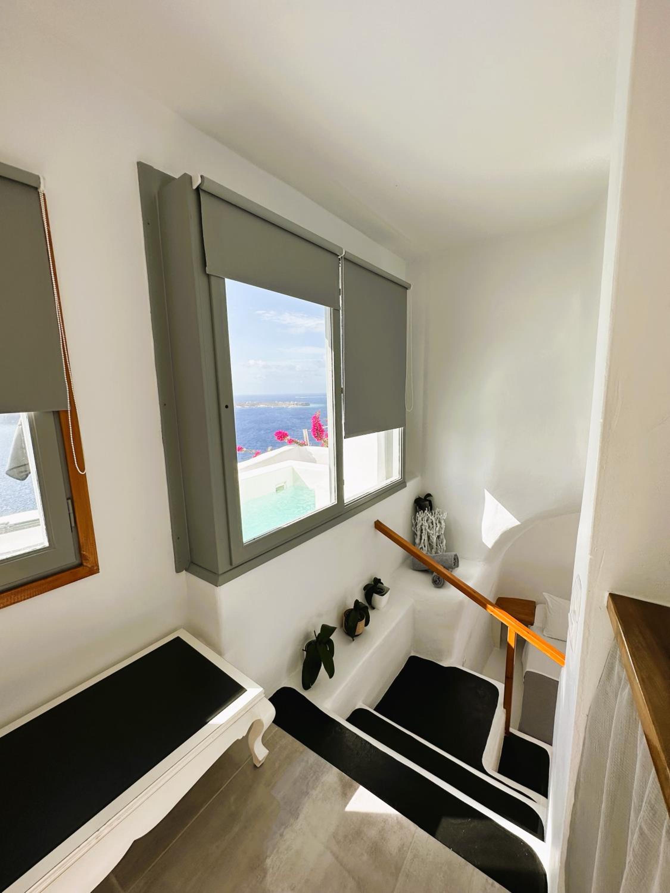 Lioyerma Cave Villa2 with Private Hot Tub photo 4