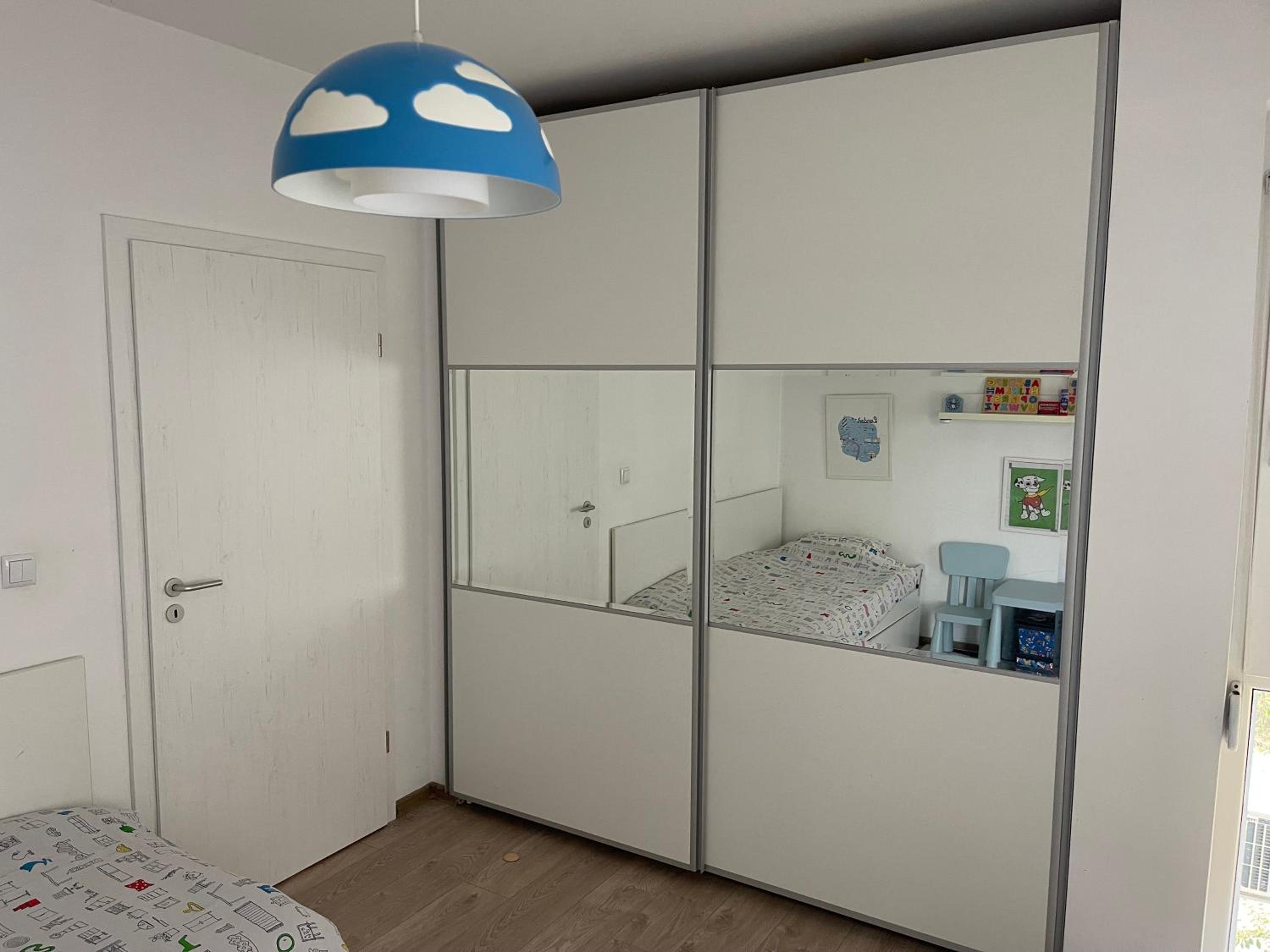 BRIZ apartment; 2 bdr; 6 guests; private parking