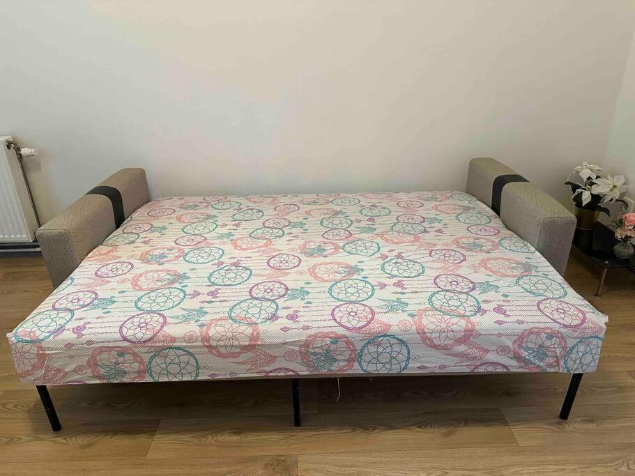 Modern & Comfortable City Center Oasis~King Bed !