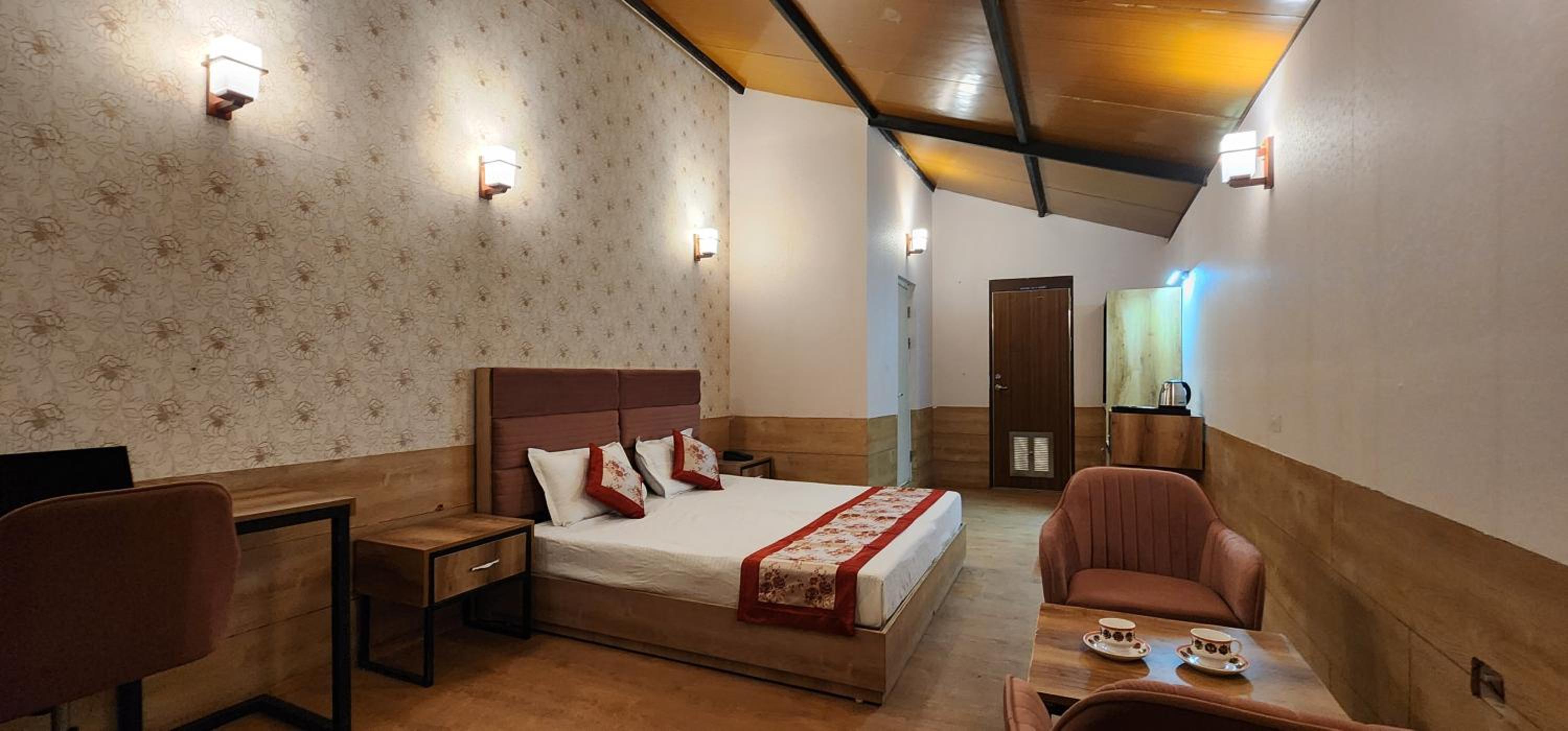 Spiti Villa Himalayan Brothers