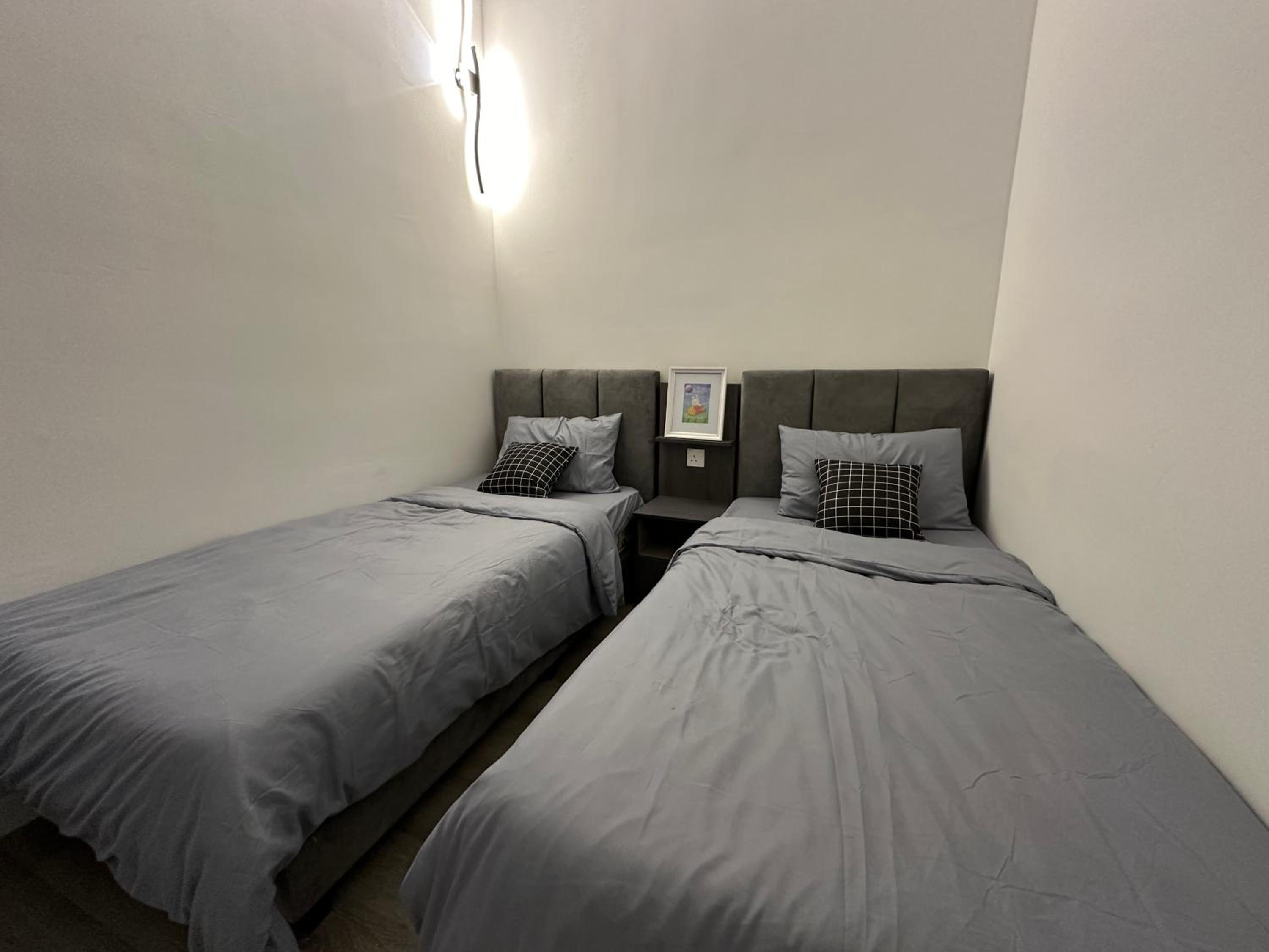 KL Pantai Bangsar South 3BR 6-11 pax next to NPE