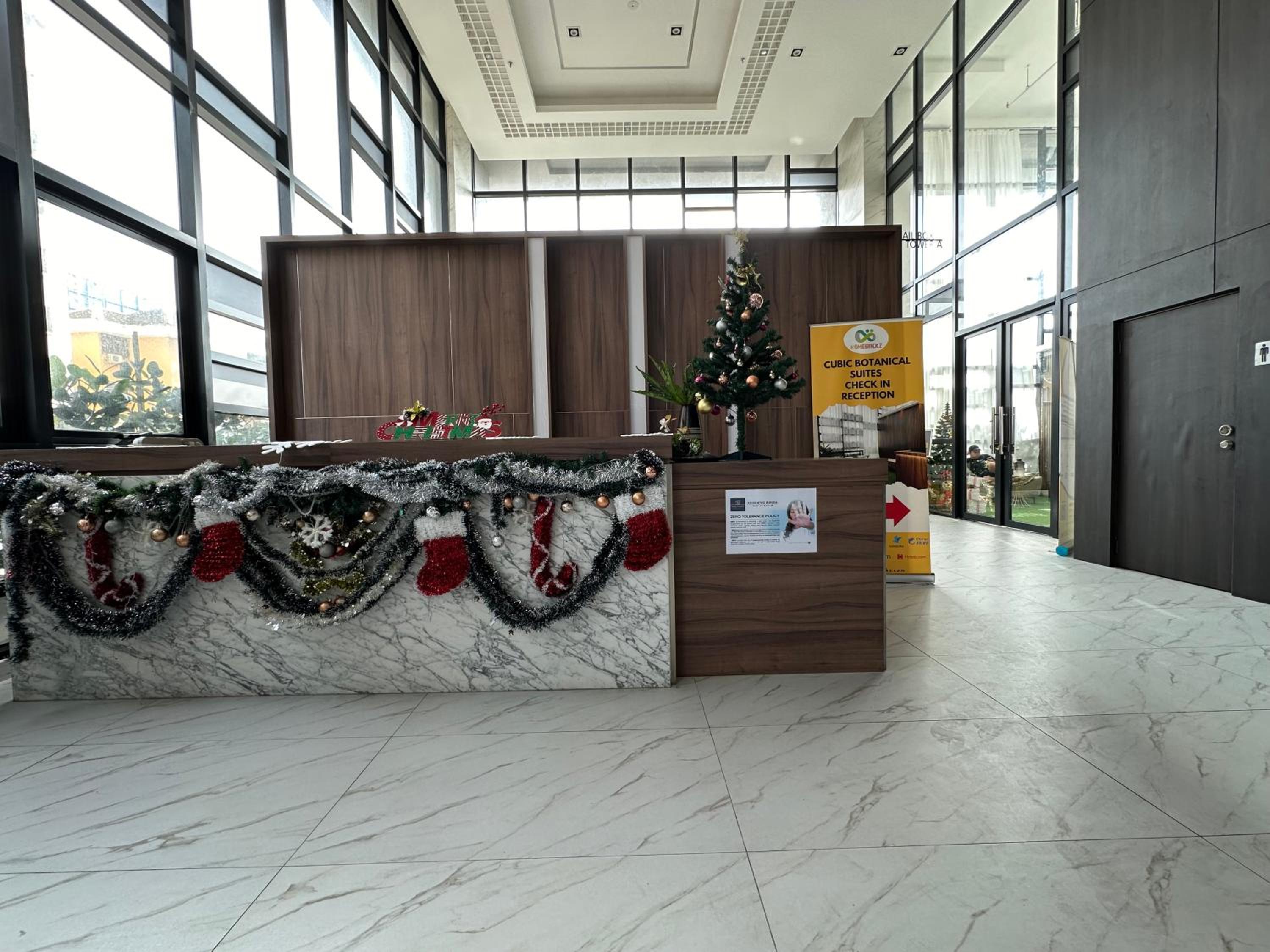 KL Pantai Bangsar South 3BR 6-11 pax next to NPE