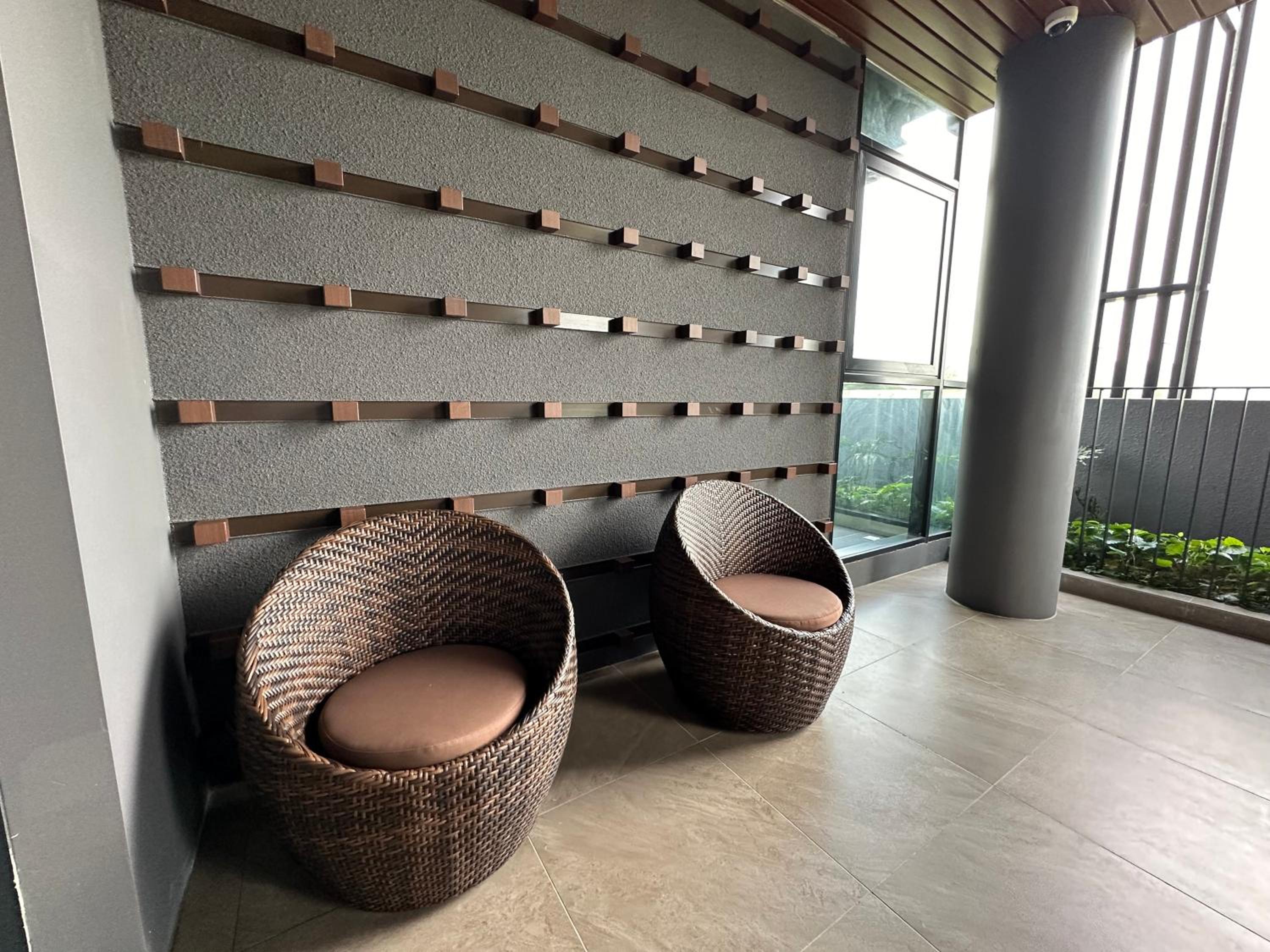 KL Pantai Bangsar South 3BR 6-11 pax next to NPE