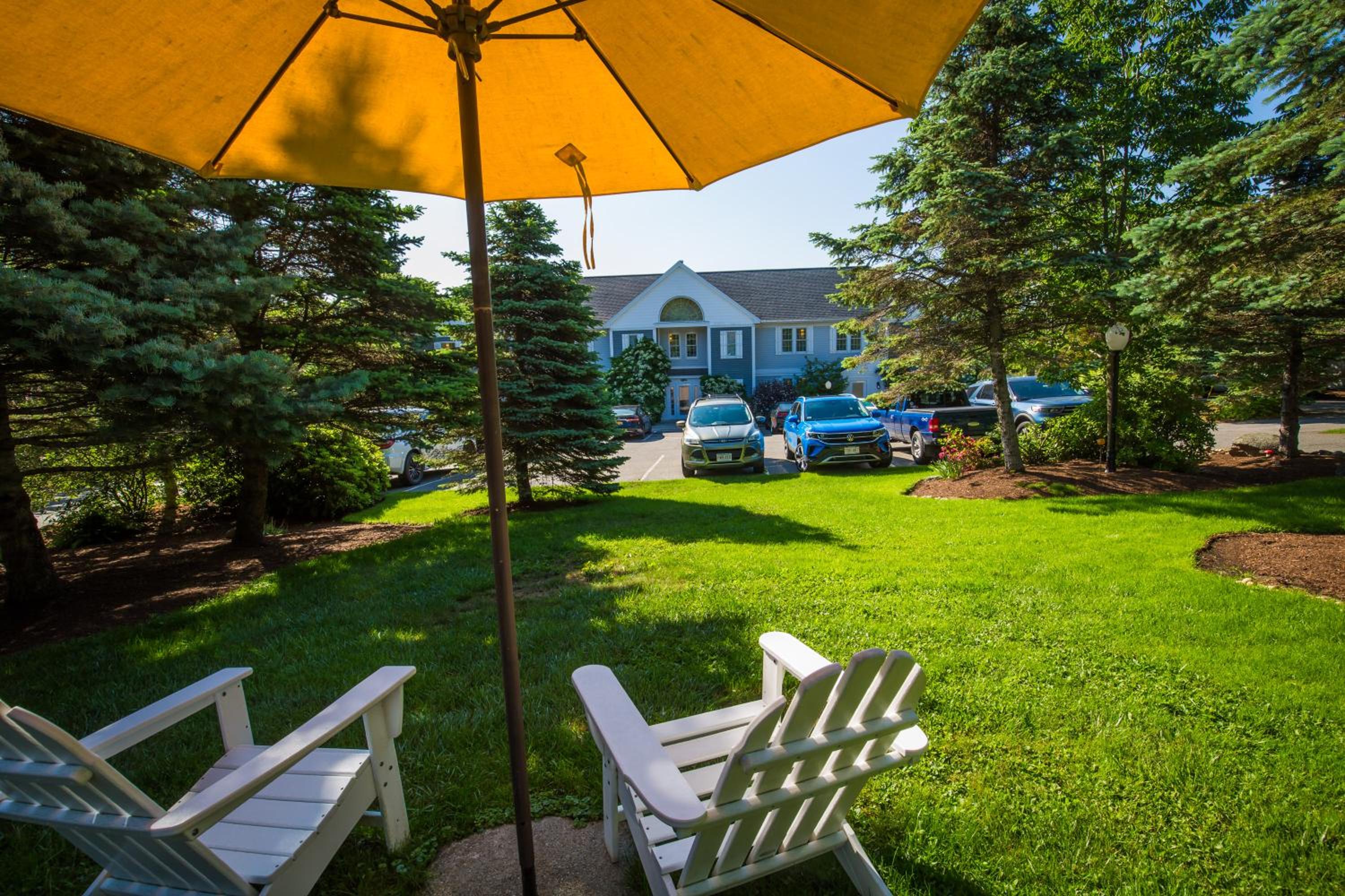 Strawberry Hill Seaside Inn