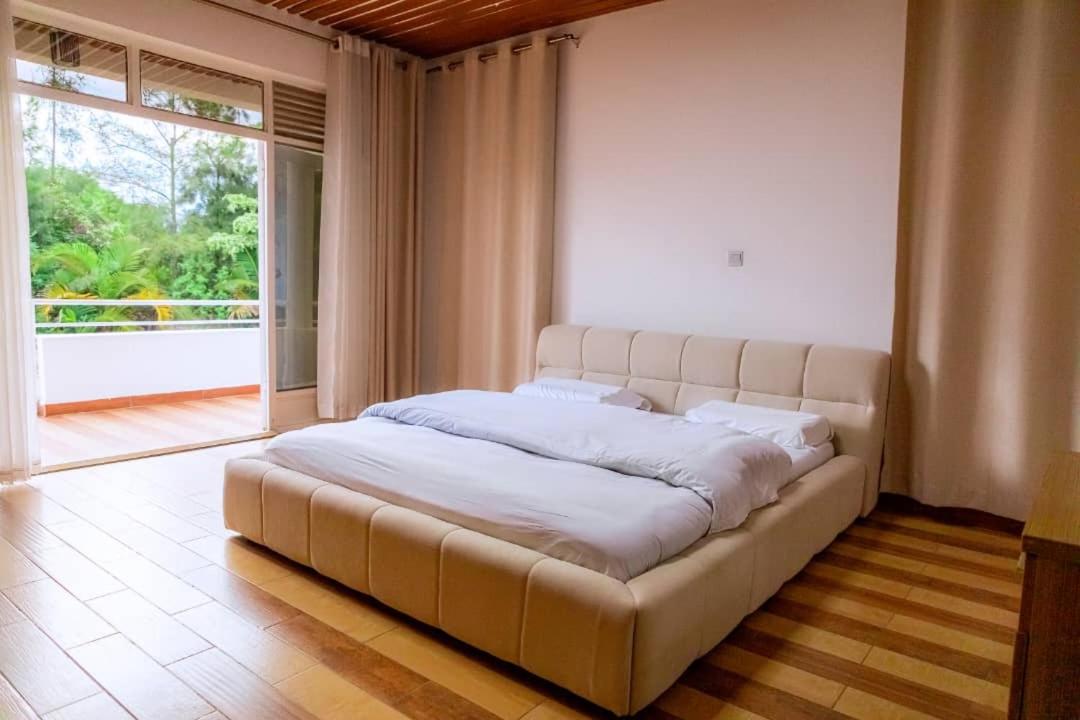 Simba Apartment HOBE