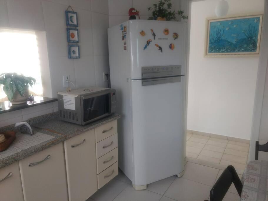 Apto Astúrias 5 pessoas - 250m da praia - mobiliado