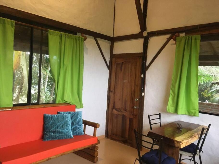 Casa SAMI Acepto Mascota