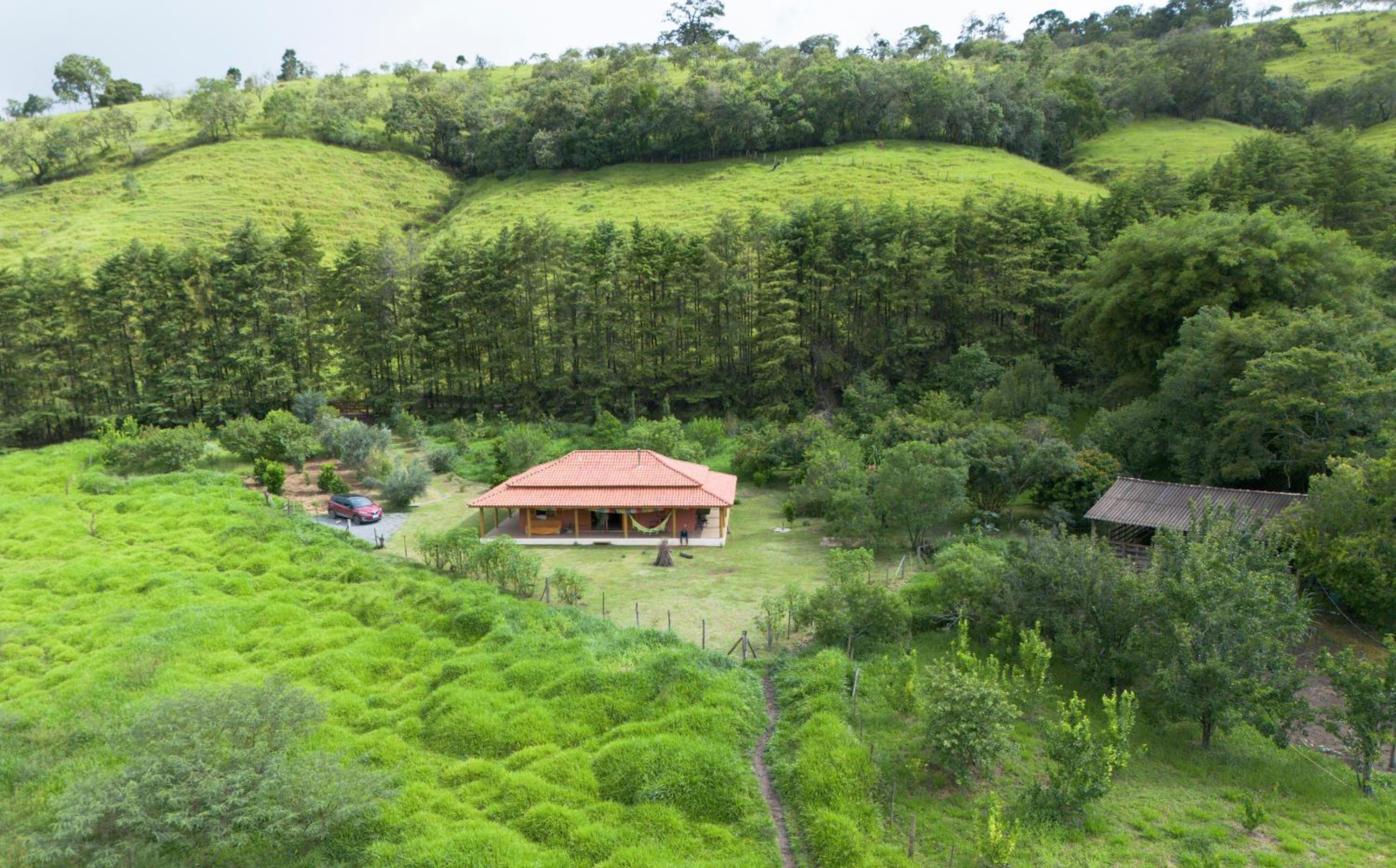 Casa Pomar no Sitio Harmonia Cunha SP