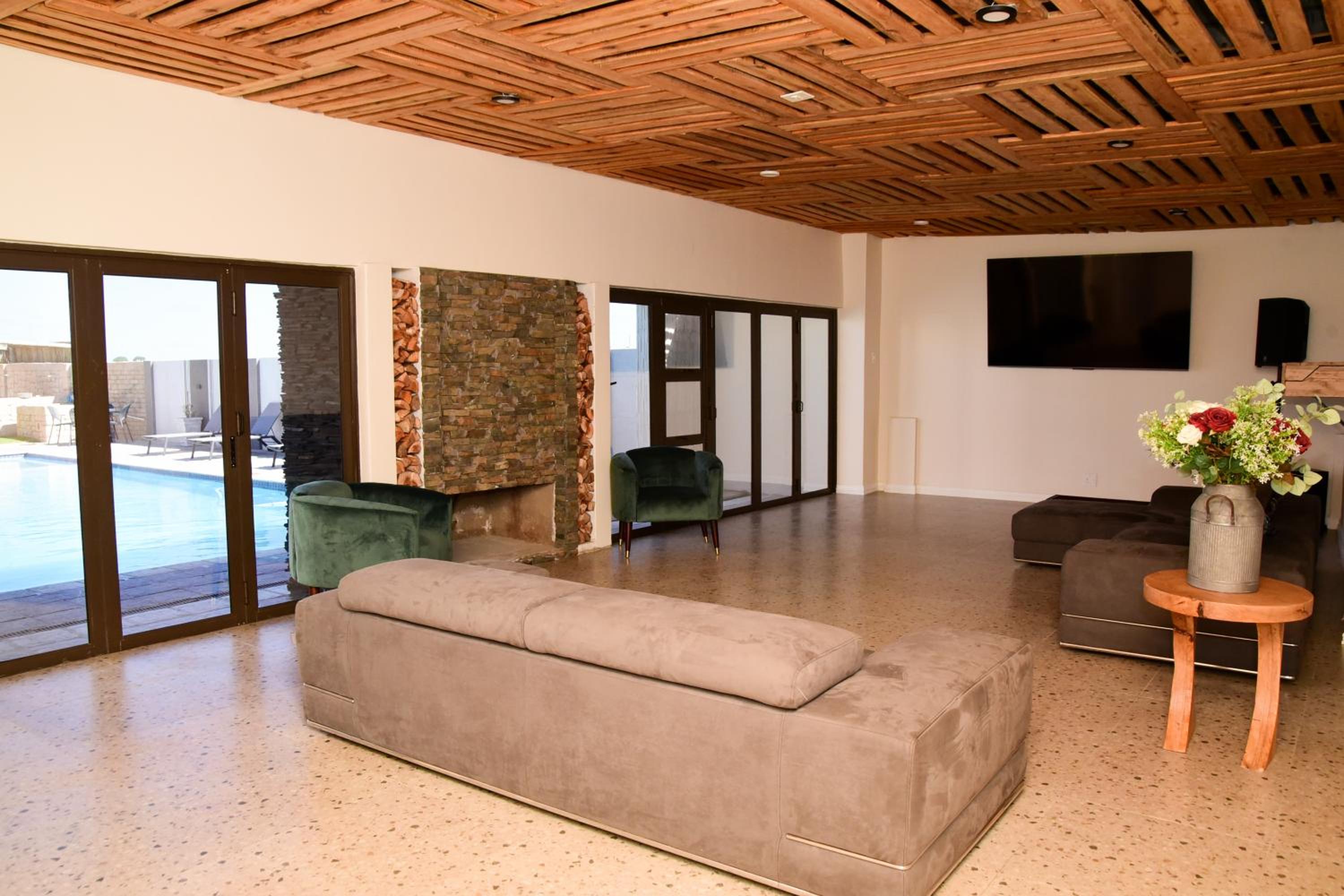 Menucha Country Lodge